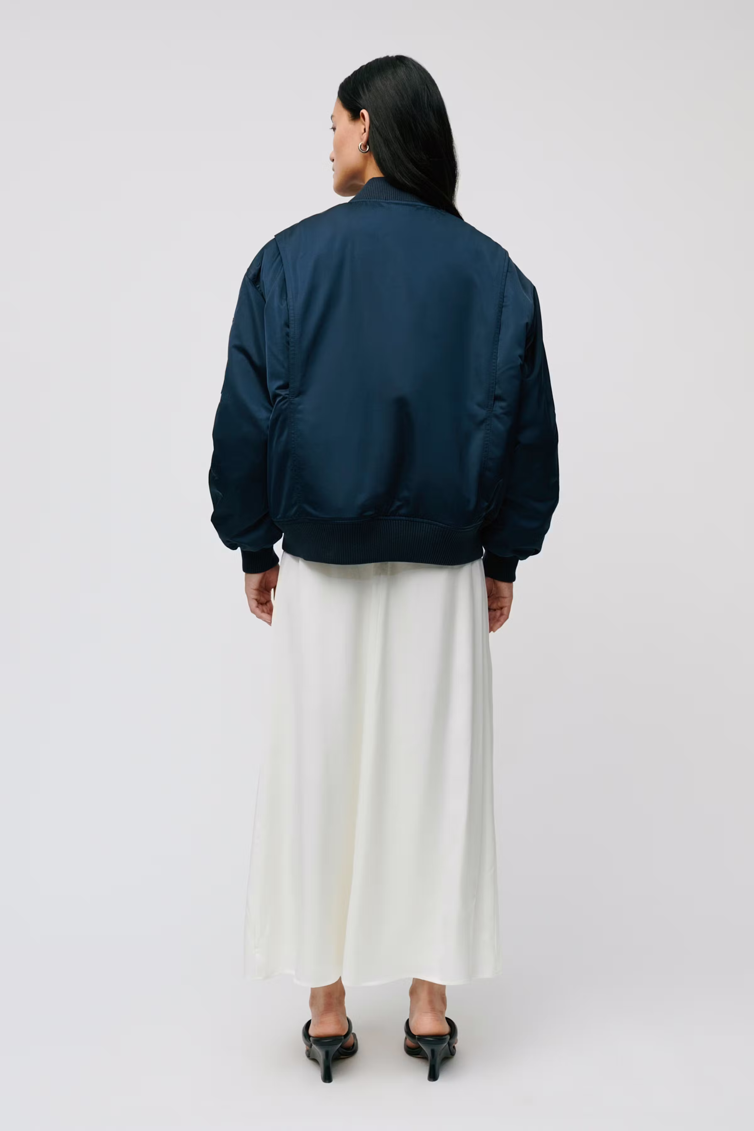 JANE JACKET LOOKBOOK BACK 30600420-BL900