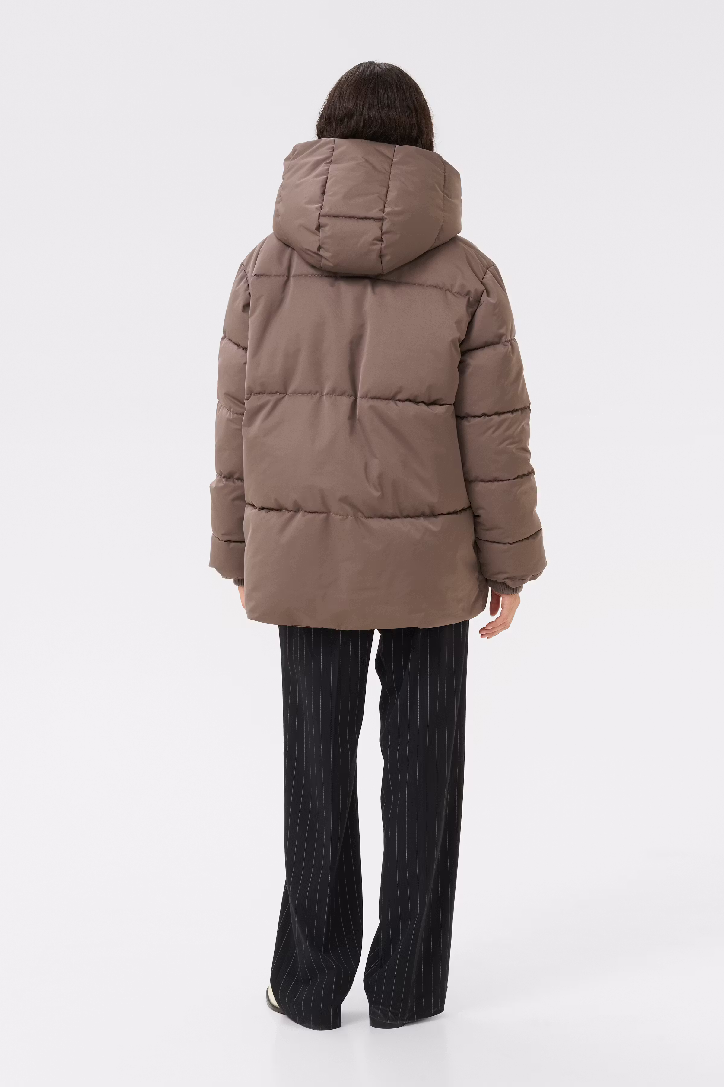 KBApril Jacka

 LOOKBOOK BACK 10105559-181304