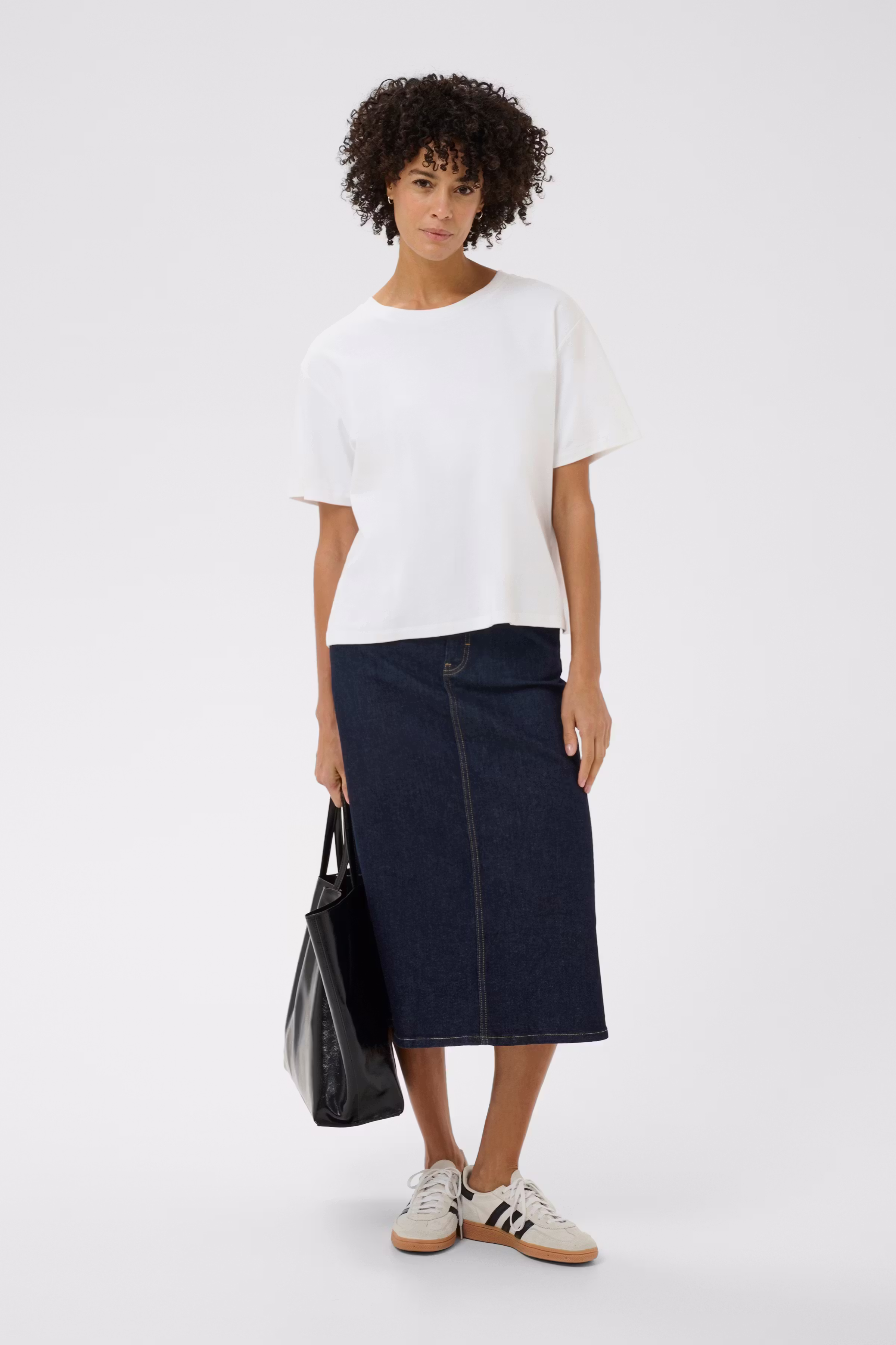 AnnePW T-shirt LOOKBOOK FRONT 30308060-110601