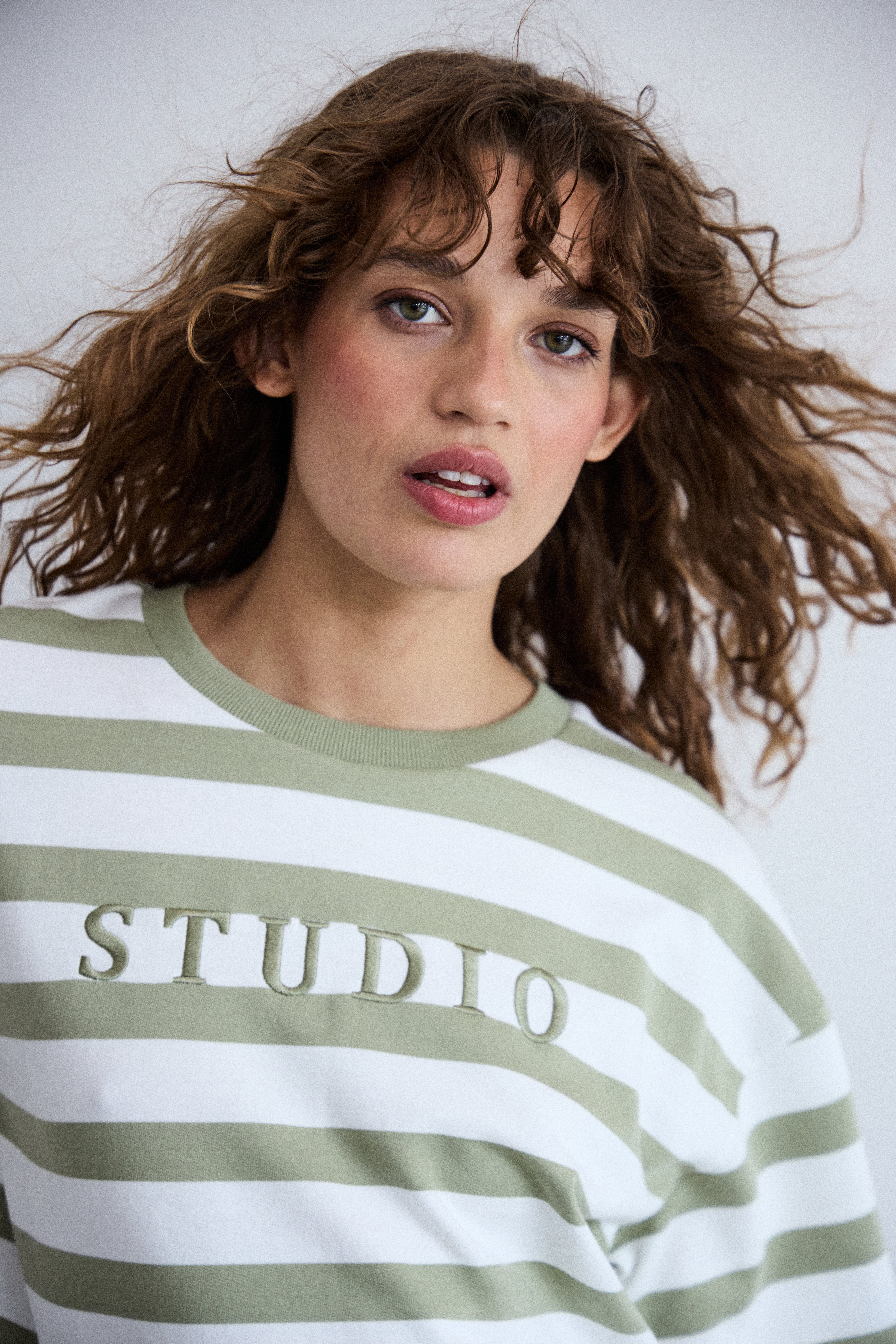 IHOCIE T-shirt LOCATION NONE 20122776-204373