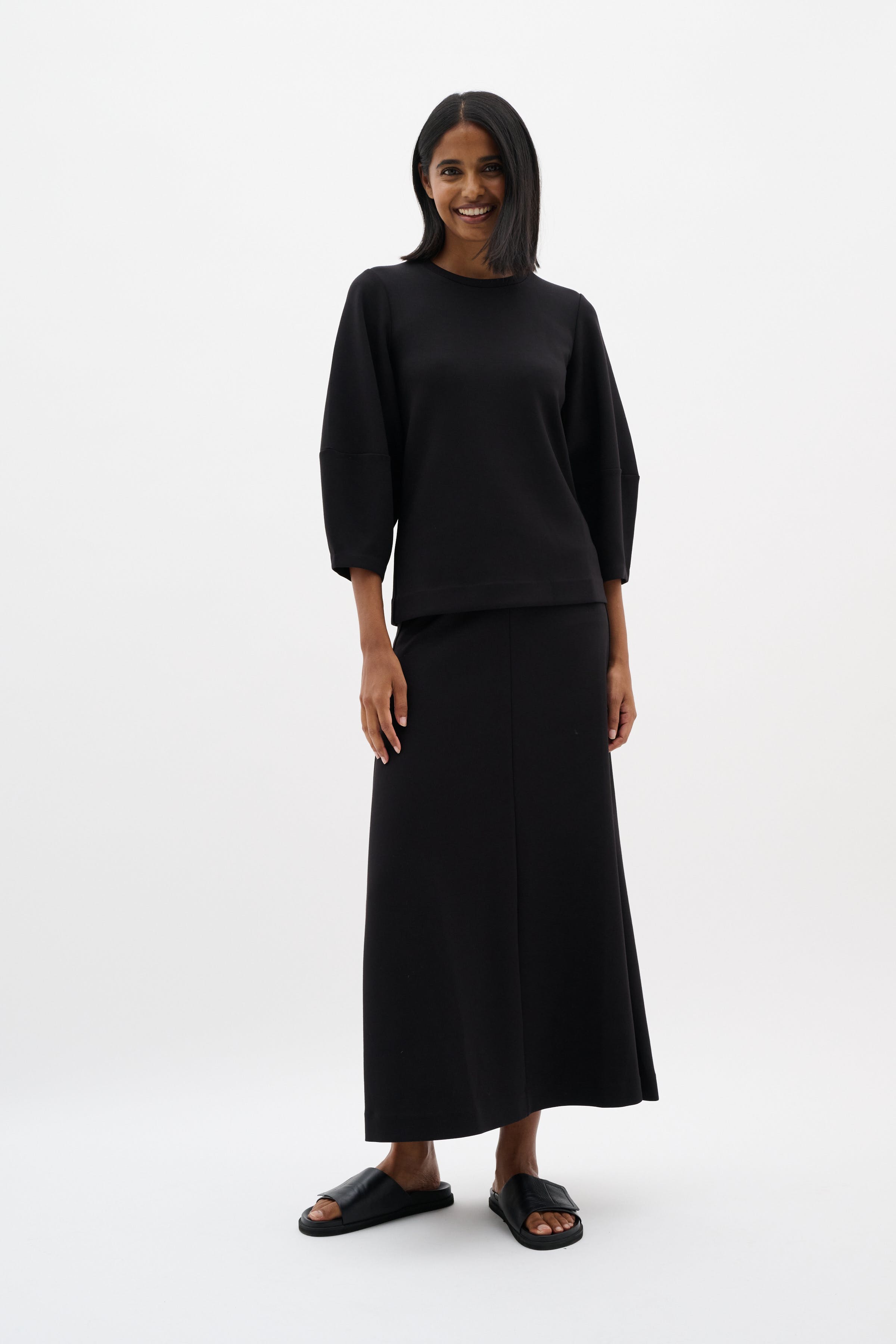 PariIW Kjol LOOKBOOK FRONT 30110818-194008