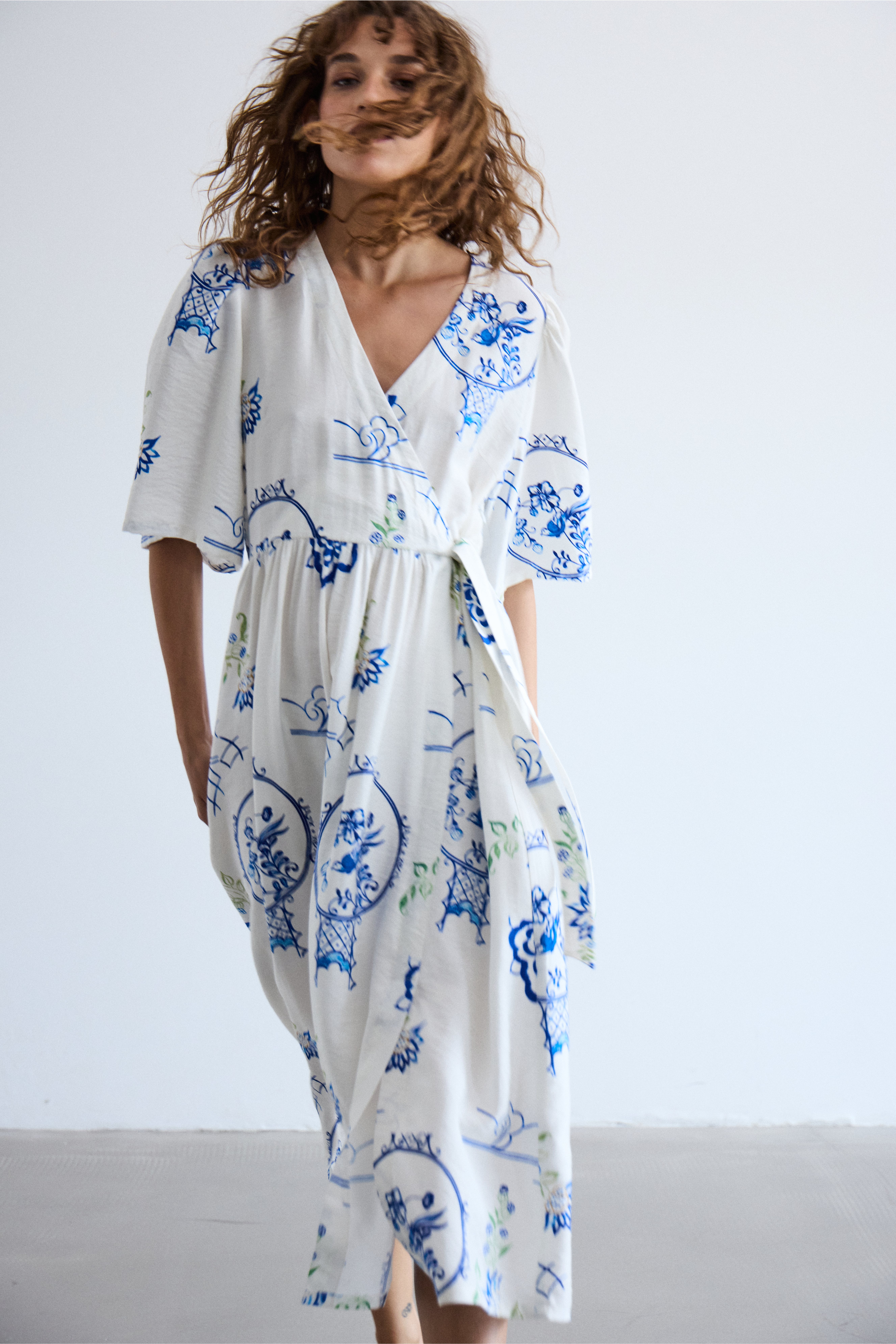 IHLUCIE Kjole LOCATION NONE 20122796-204369