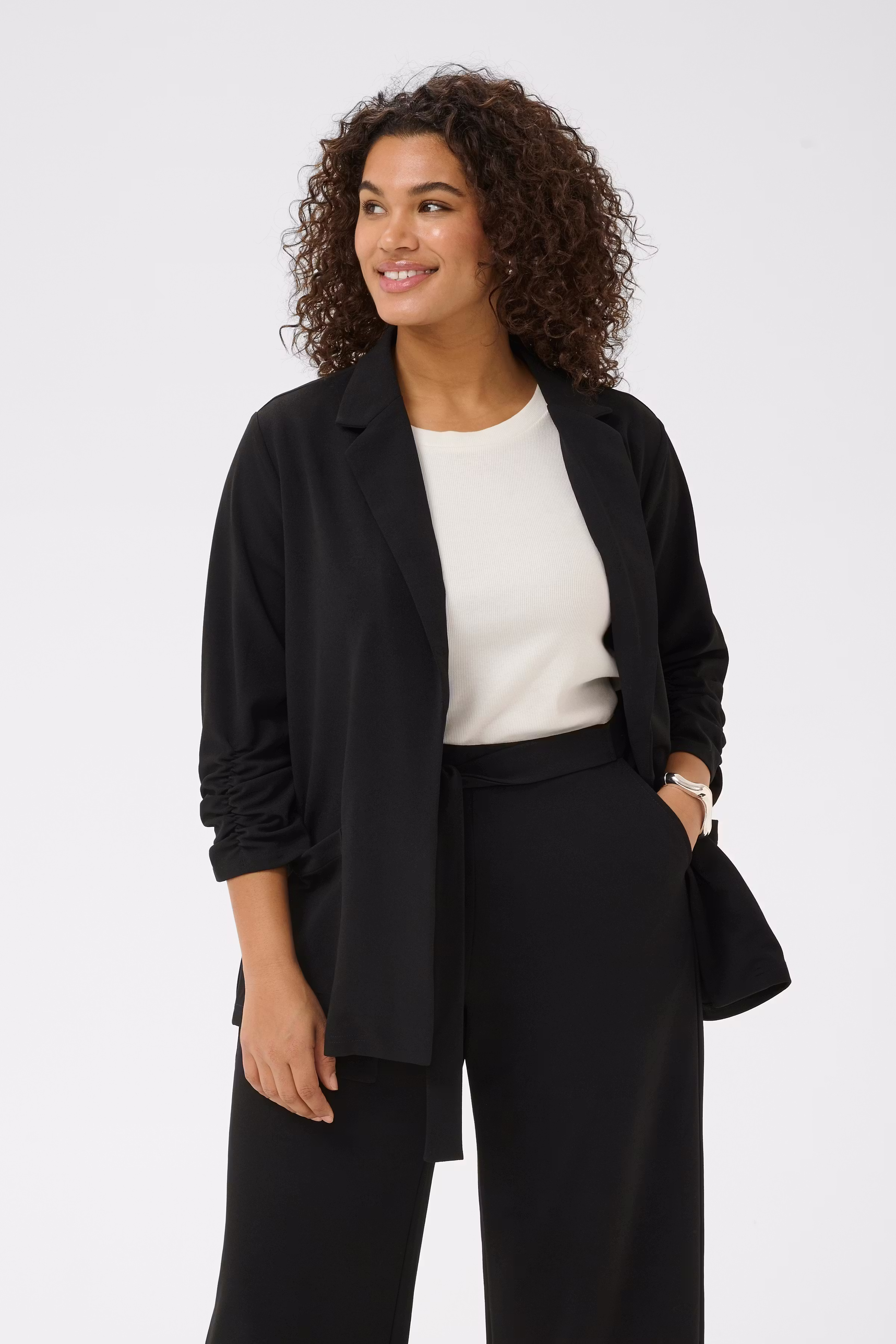 KCpheolo Blazer LOOKBOOK FRONT 10584092-100121