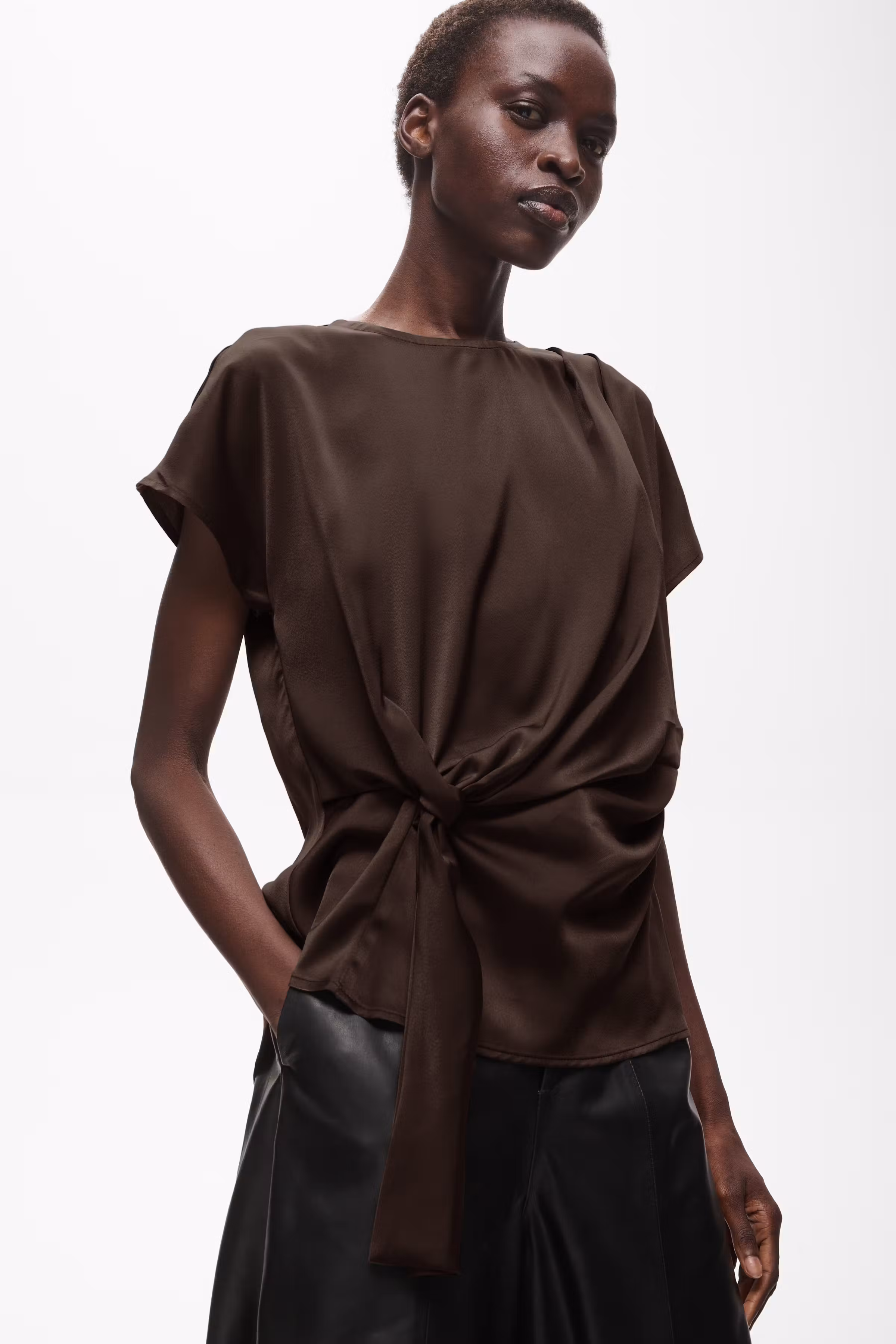 SATINEIW Bluse LOOKBOOK DETAIL 30113427-191109