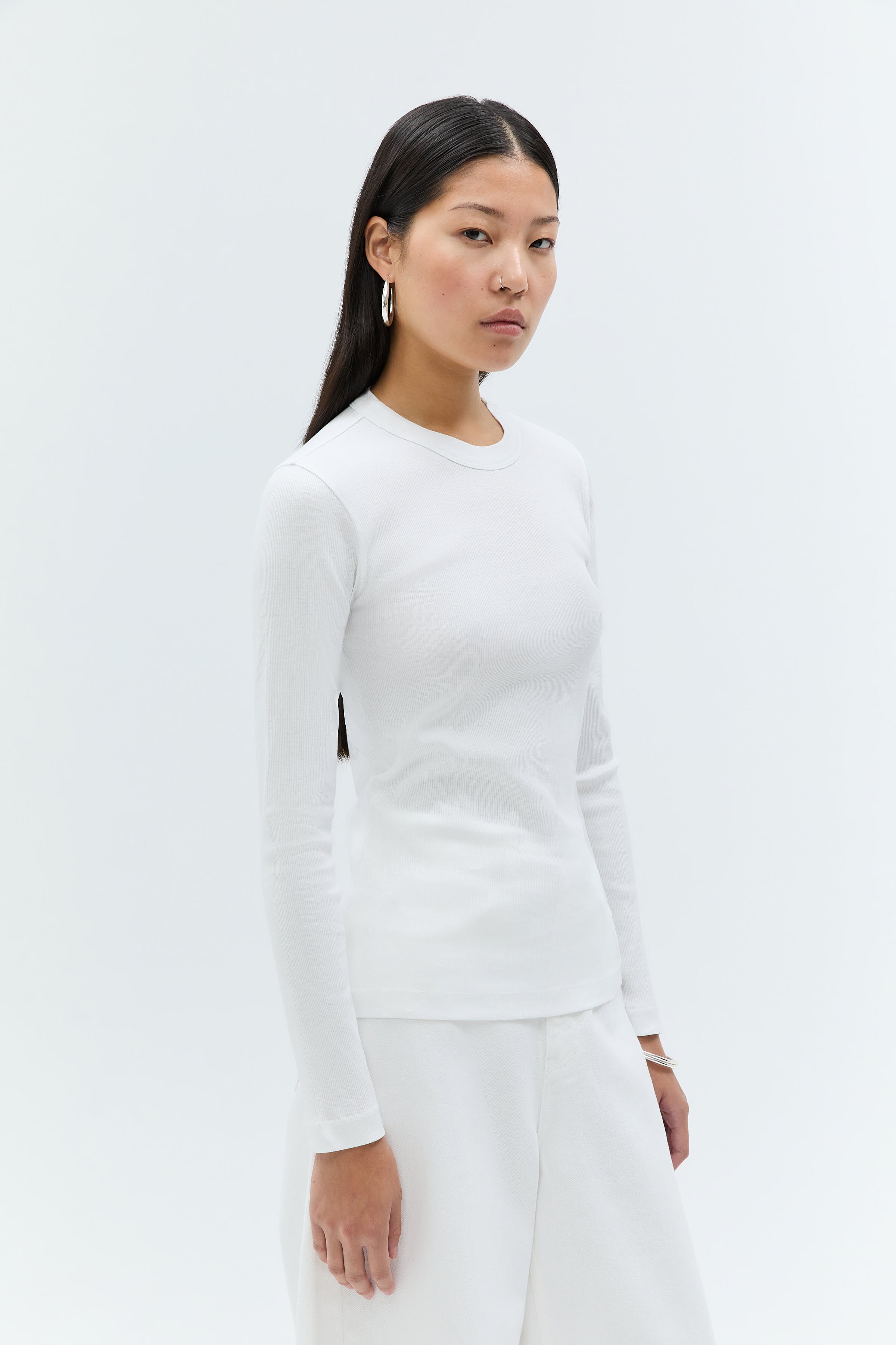 IOKOLLINA T-shirt LOOKBOOK FRONT 30600544-WH001