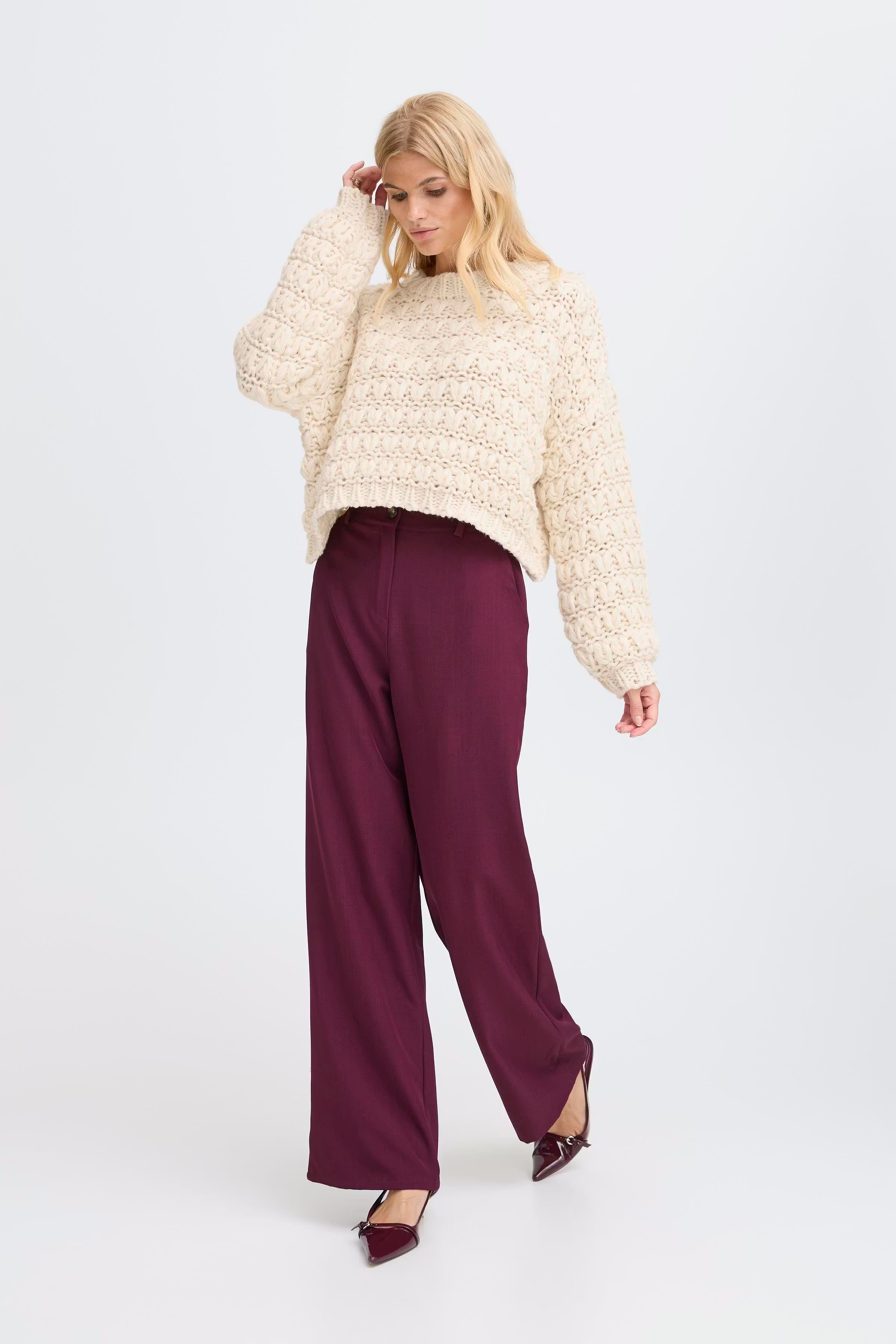 SBBOUTE Pullover LOOKBOOK FRONT 22101077-110105