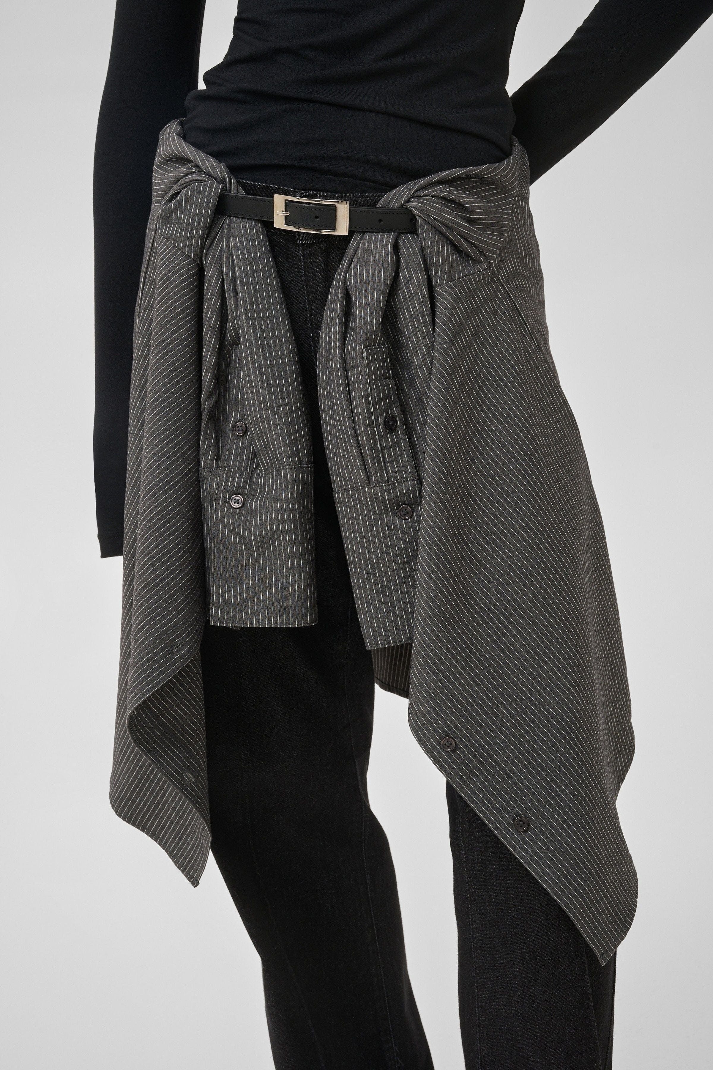 20 THE SIMPLE LEATHER BELT LOOKBOOK FRONT 10705535-109346