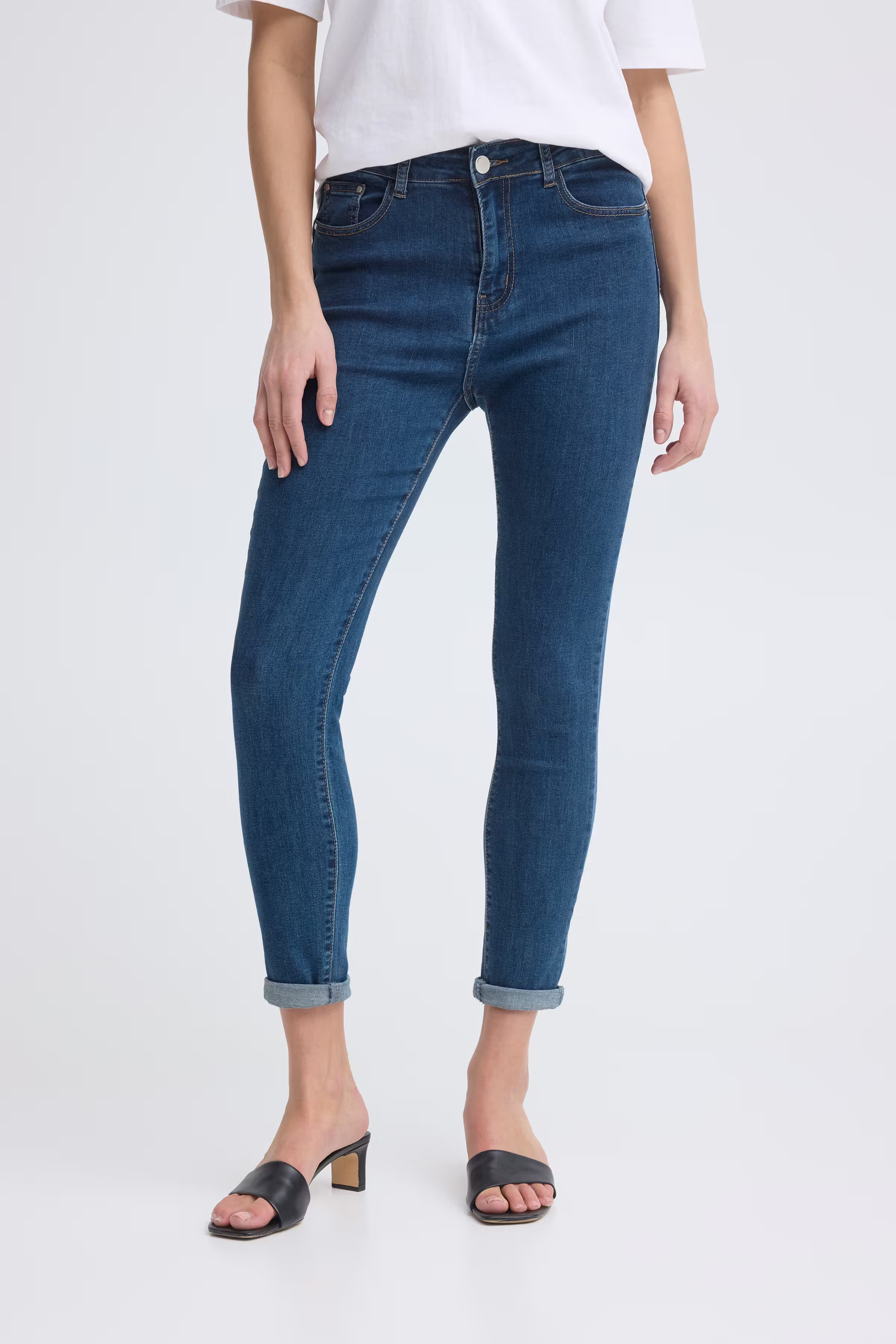 SBCALA Bukser LOOKBOOK FRONT 22100461-203403