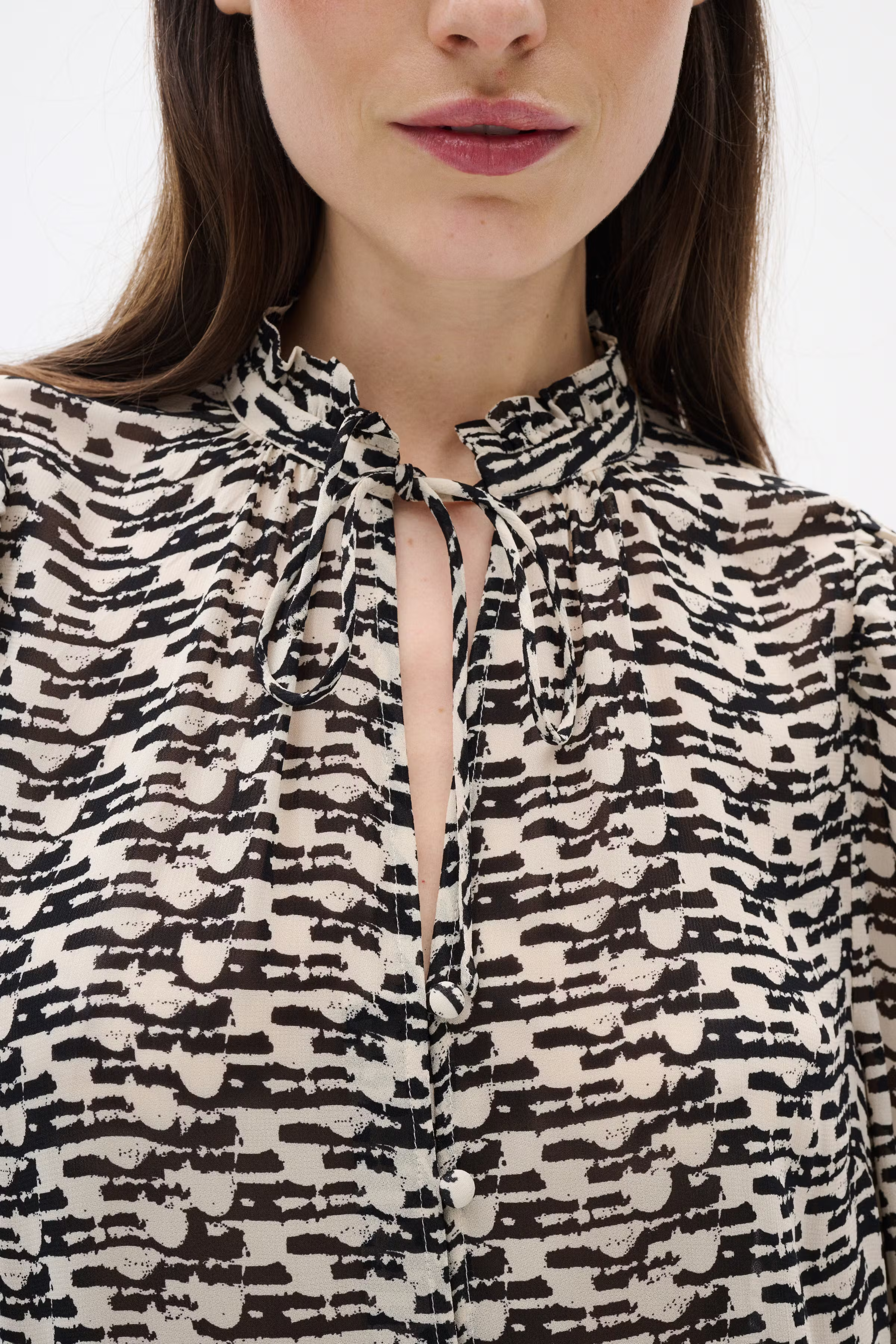 CessieIW Shirt LOOKBOOK DETAIL 30110251-303575