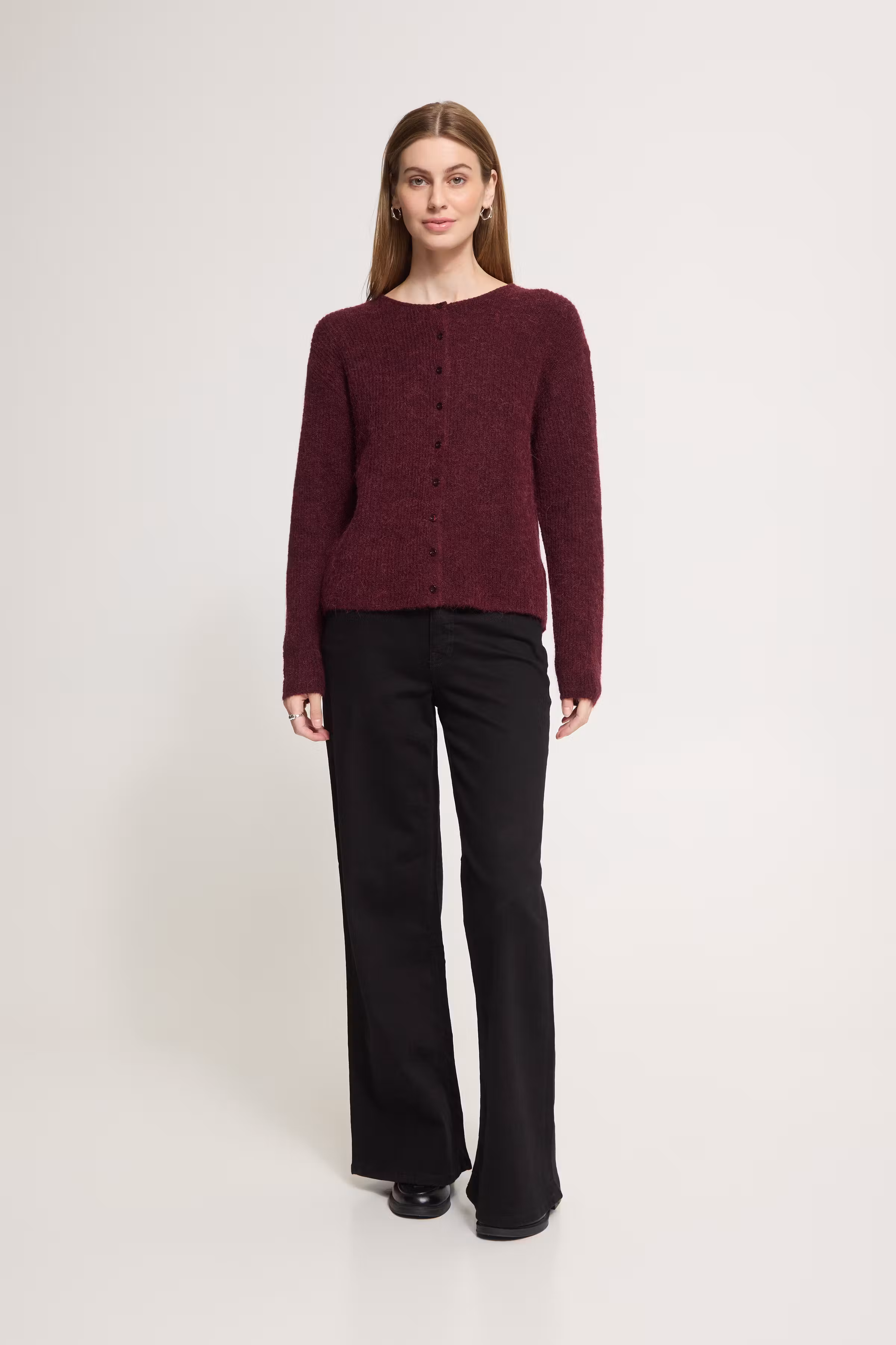 IHKAMARA Pullover LOOKBOOK FRONT 20124157-191627