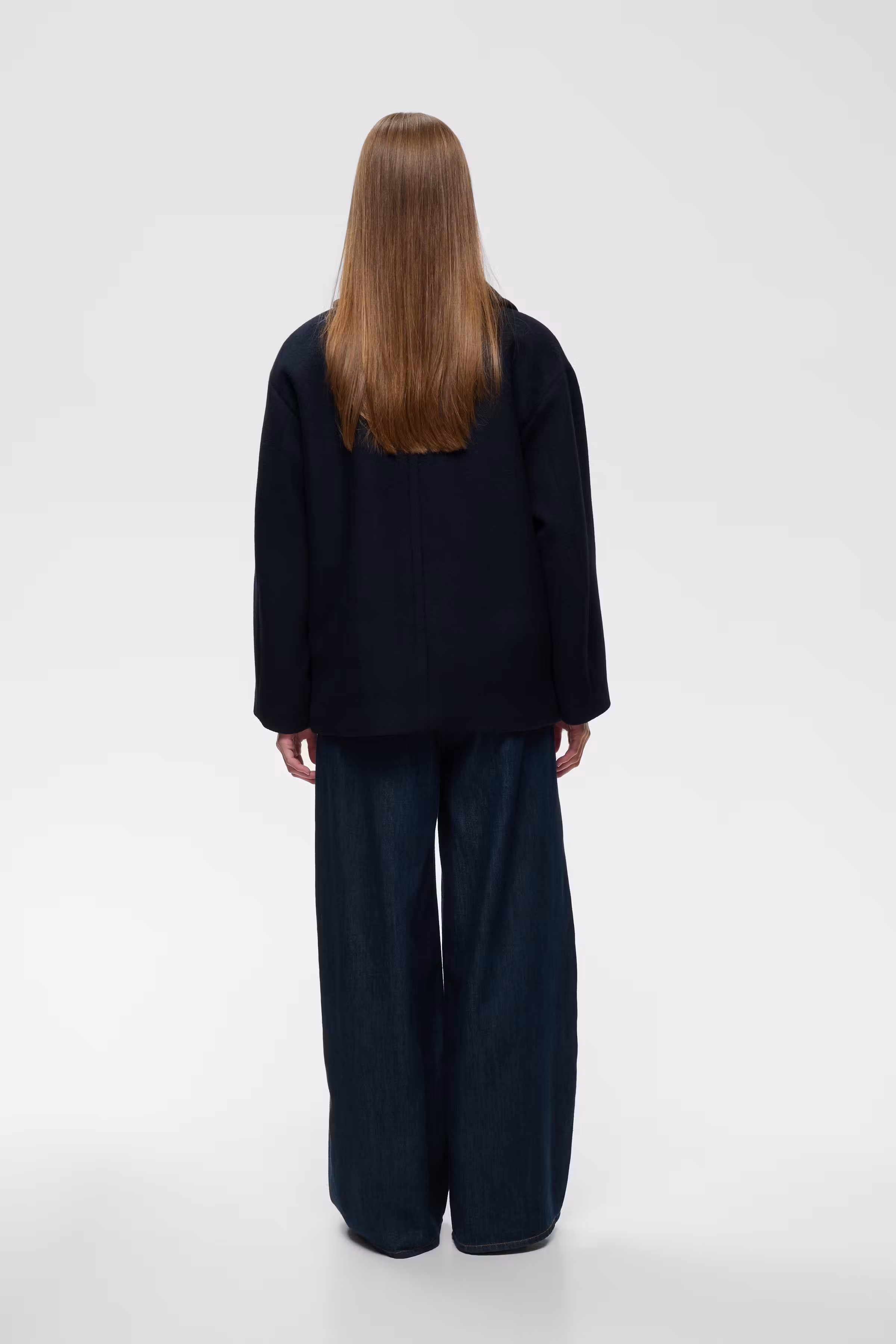 ZORAHIW Coat LOOKBOOK BACK 30112649-300005