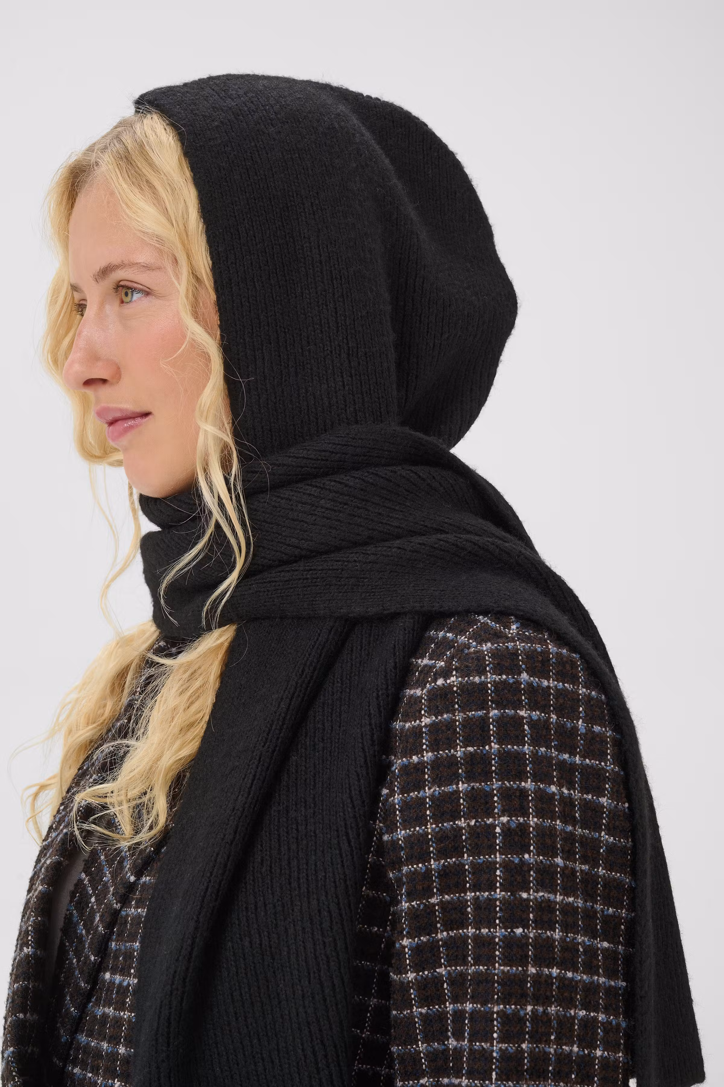 NaemahSZ Hue LOOKBOOK DETAIL 30515231-193911