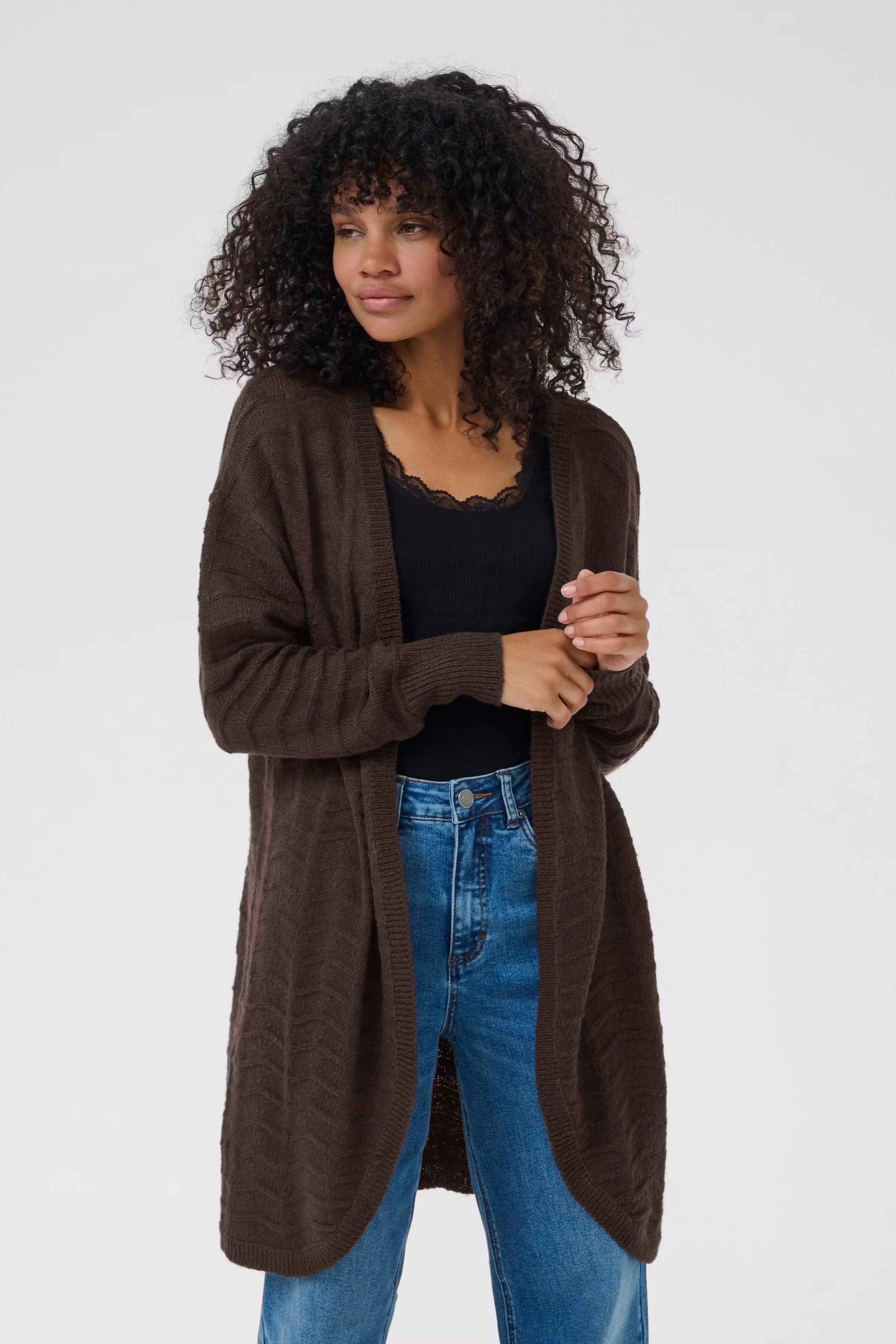 KAemria Cardigan LOOKBOOK FRONT 10506359-191111
