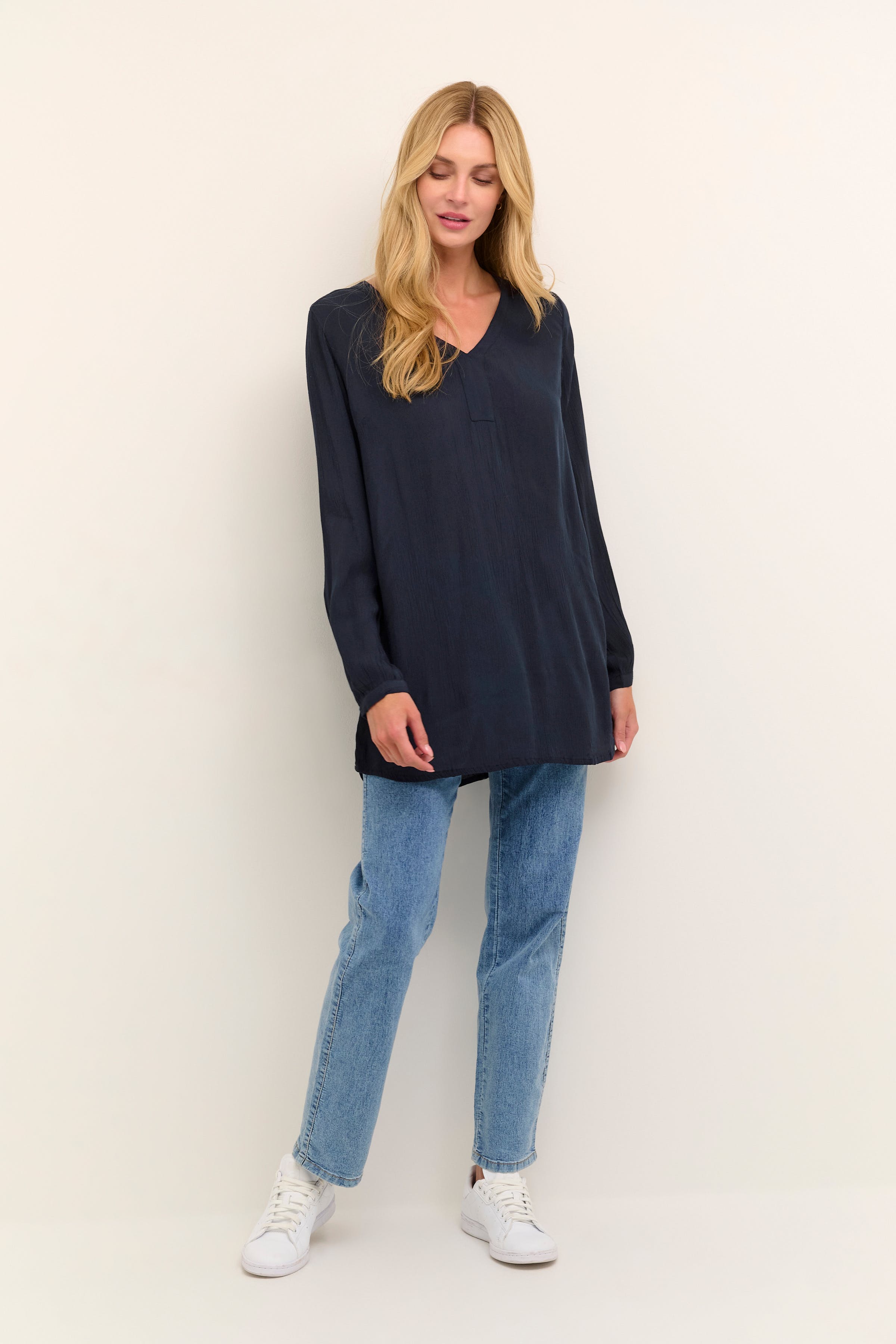 Amber Tunika LOOKBOOK FRONT 501038-52737