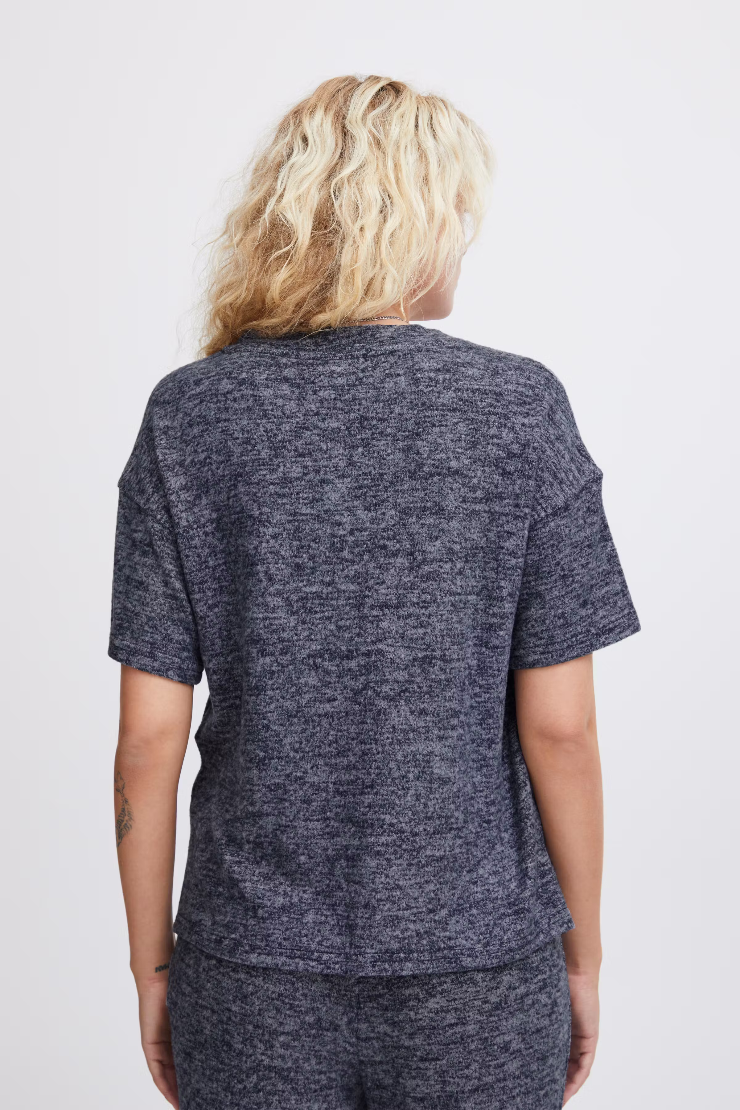 IHYOSE T-shirt LOOKBOOK BACK 20120469-1940101