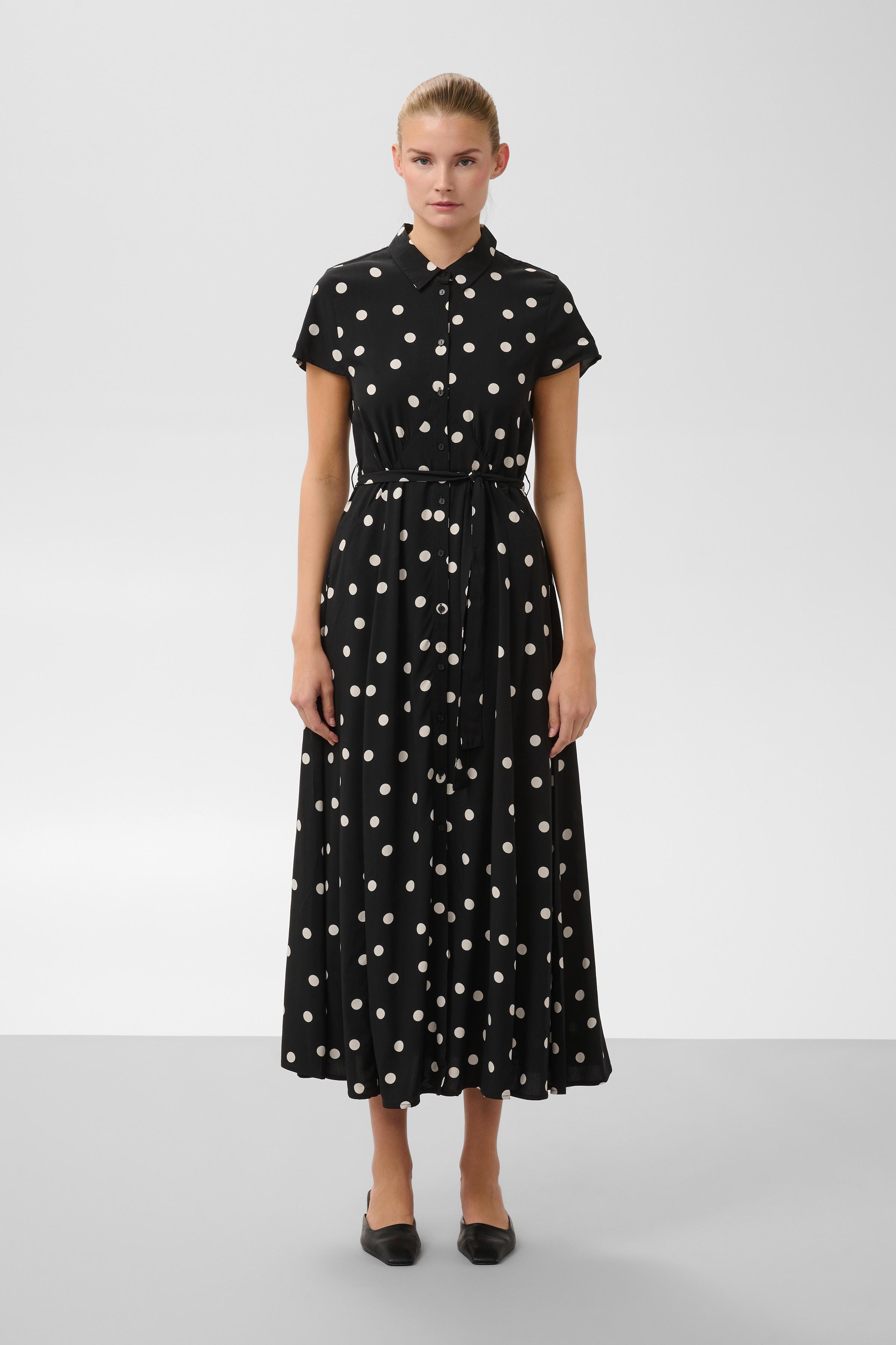 SLArjana Kleid LOOKBOOK FRONT 30404807-305254