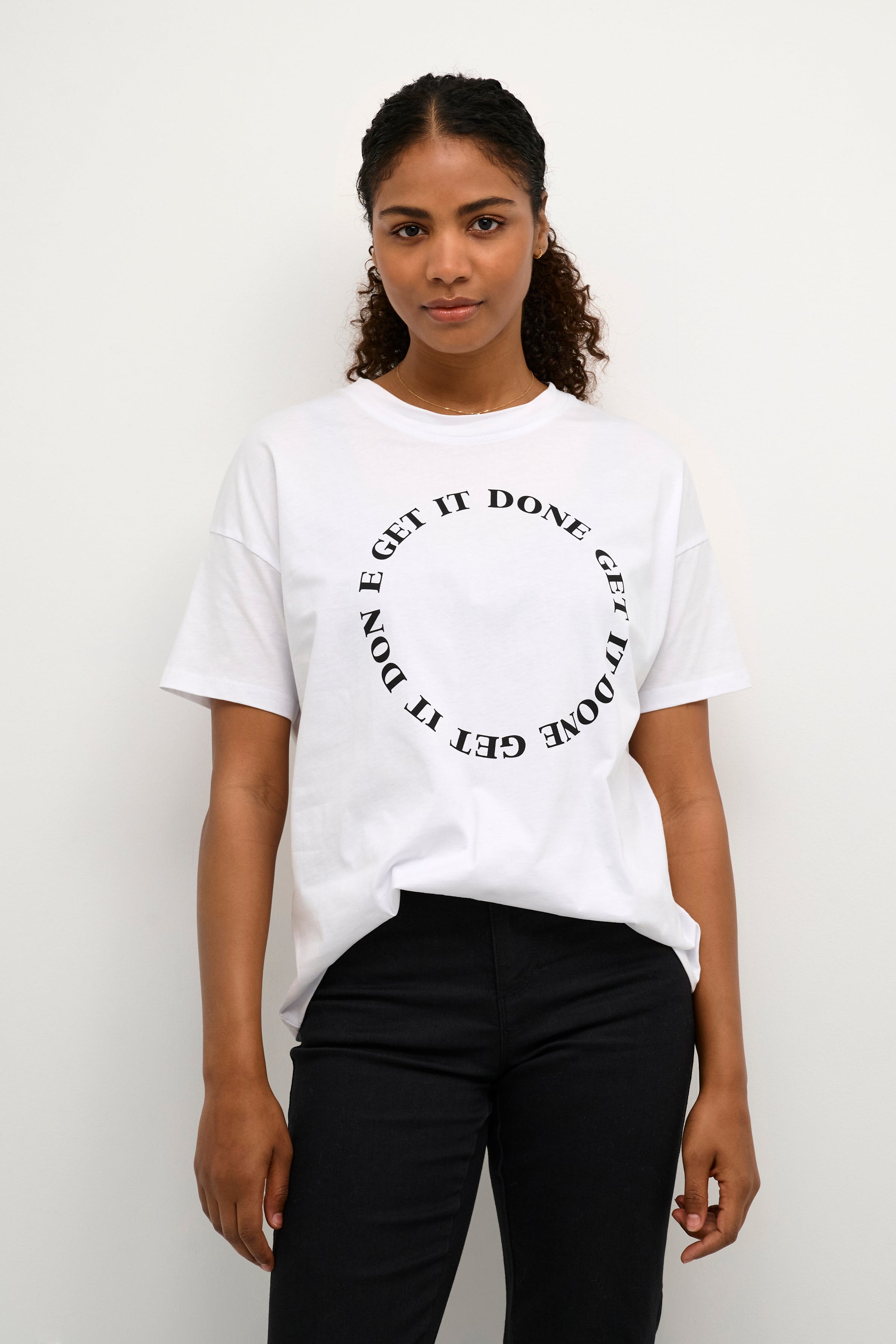 KAkettie T-shirt LOOKBOOK FRONT 10507868-110601