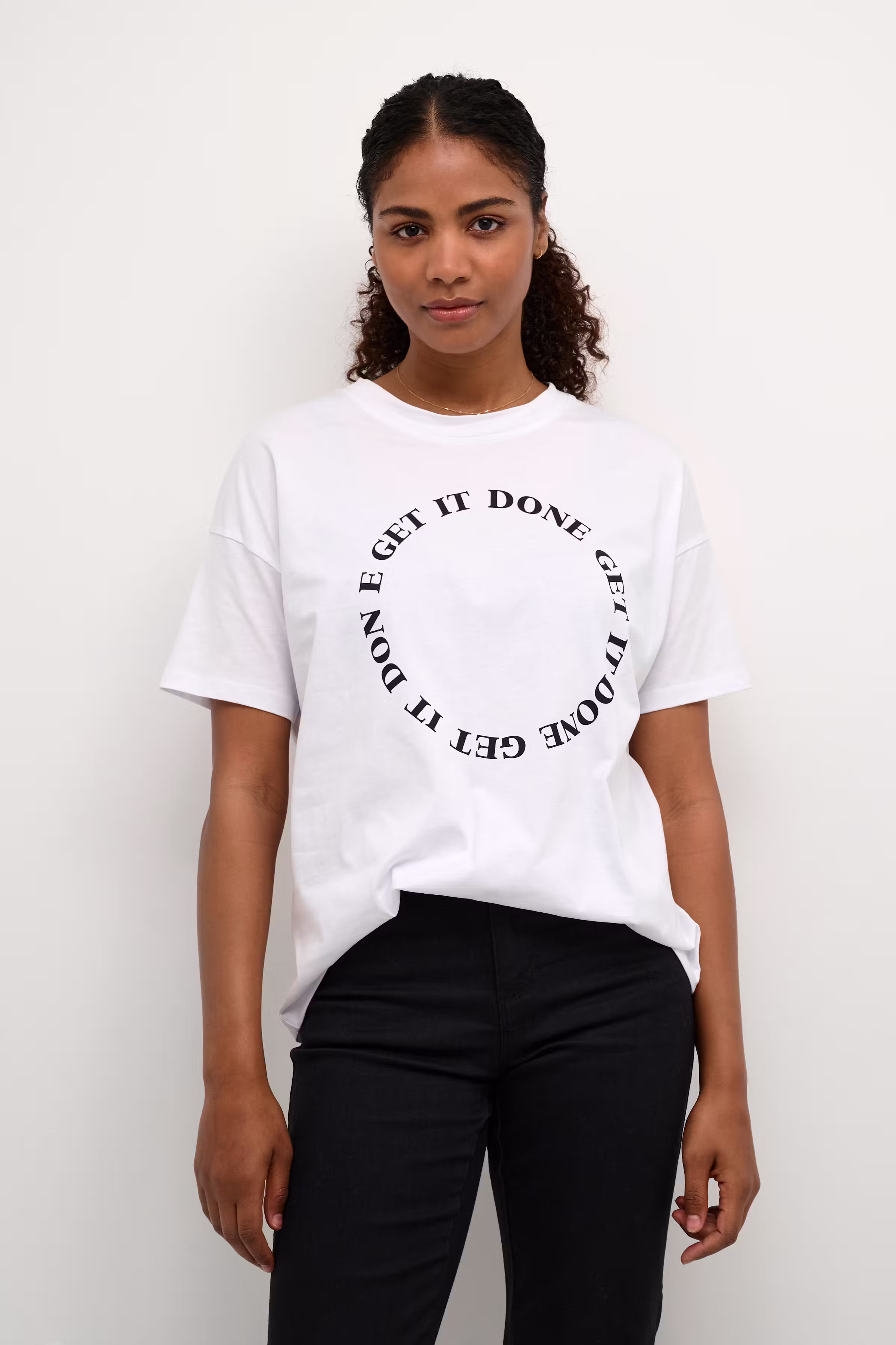 KAkettie T-shirt LOOKBOOK FRONT 10507868-110601