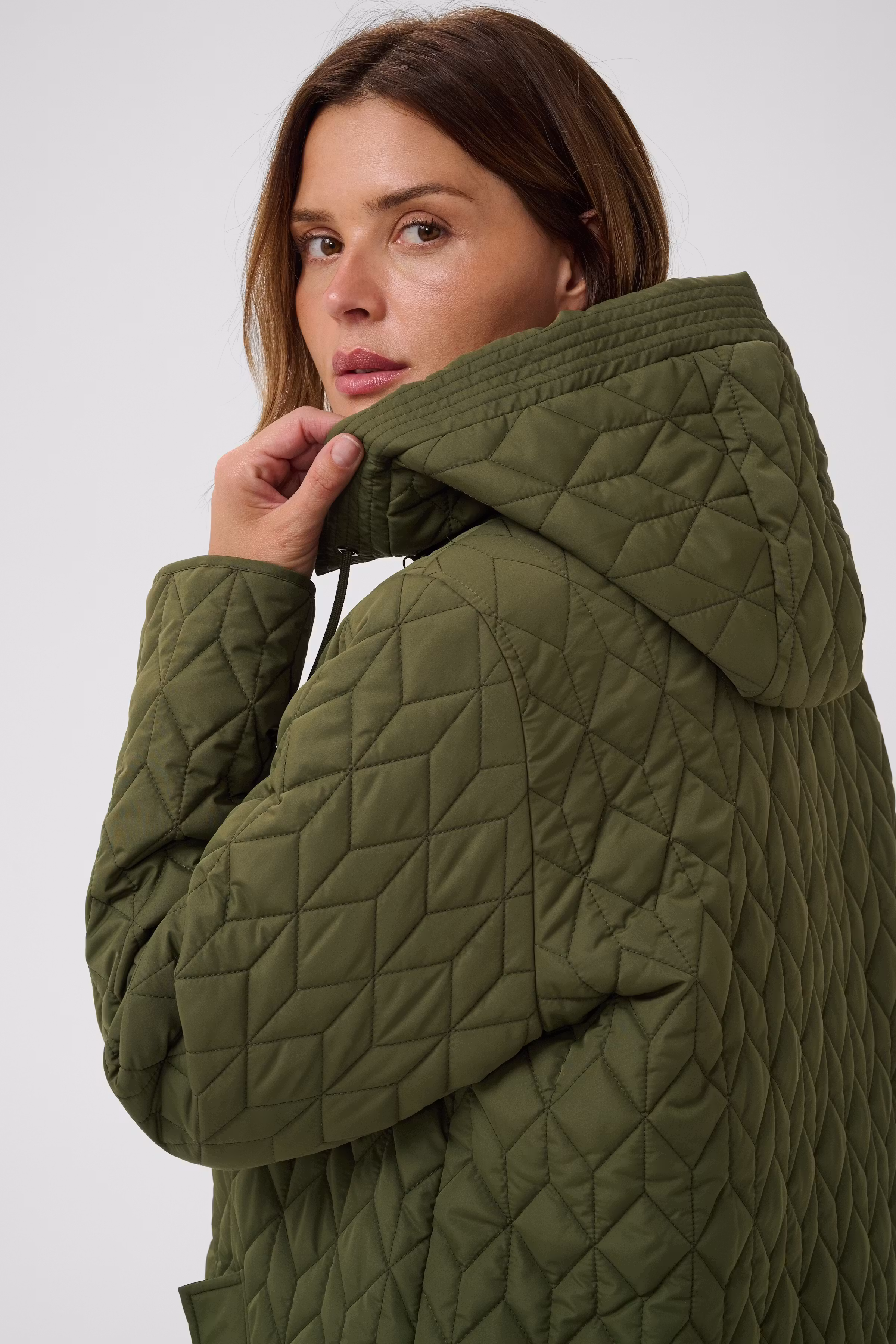 KCleina Outerwear LOOKBOOK DETAIL 10583971-190515