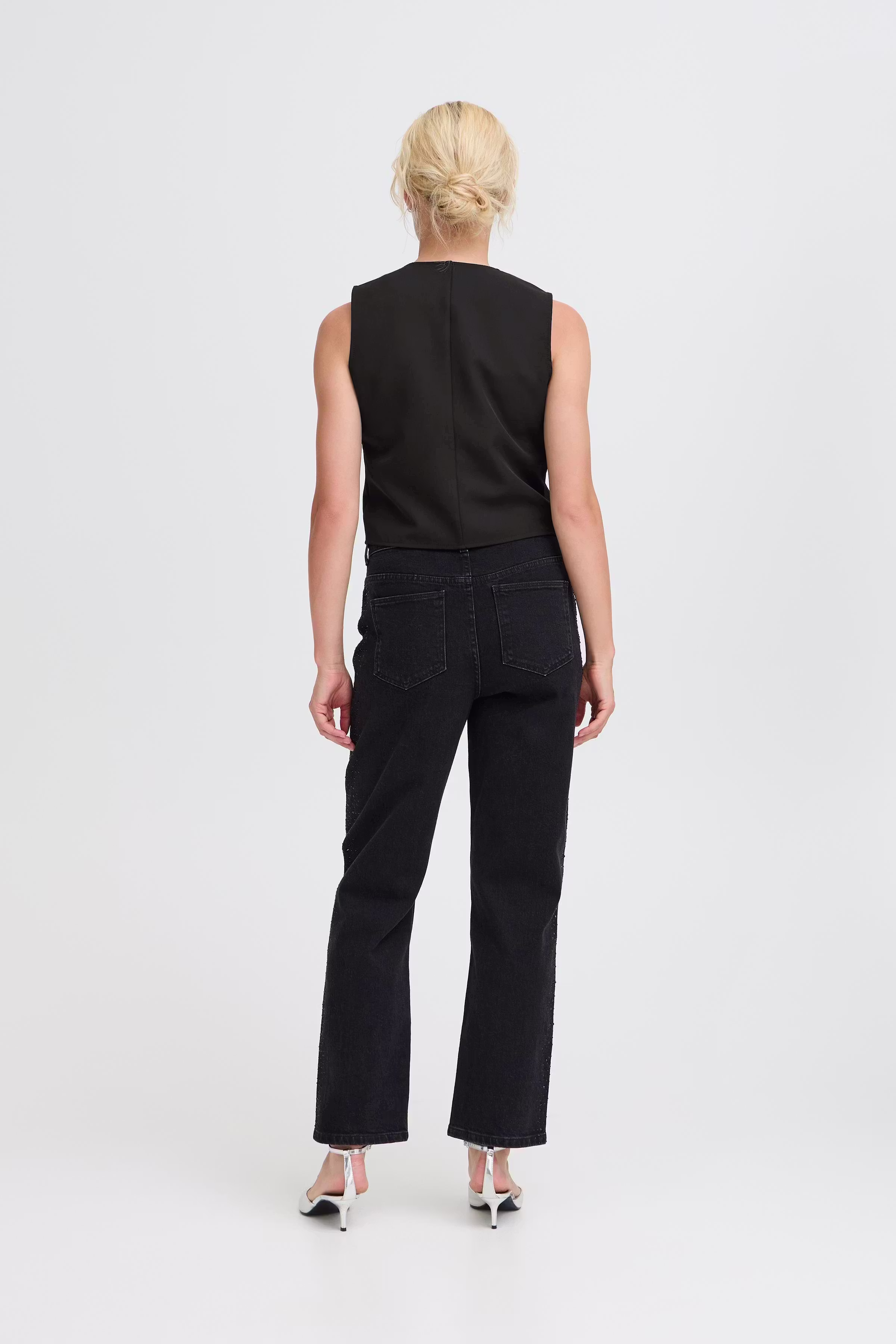 BYTAE Vest LOOKBOOK BACK 20818302-194008