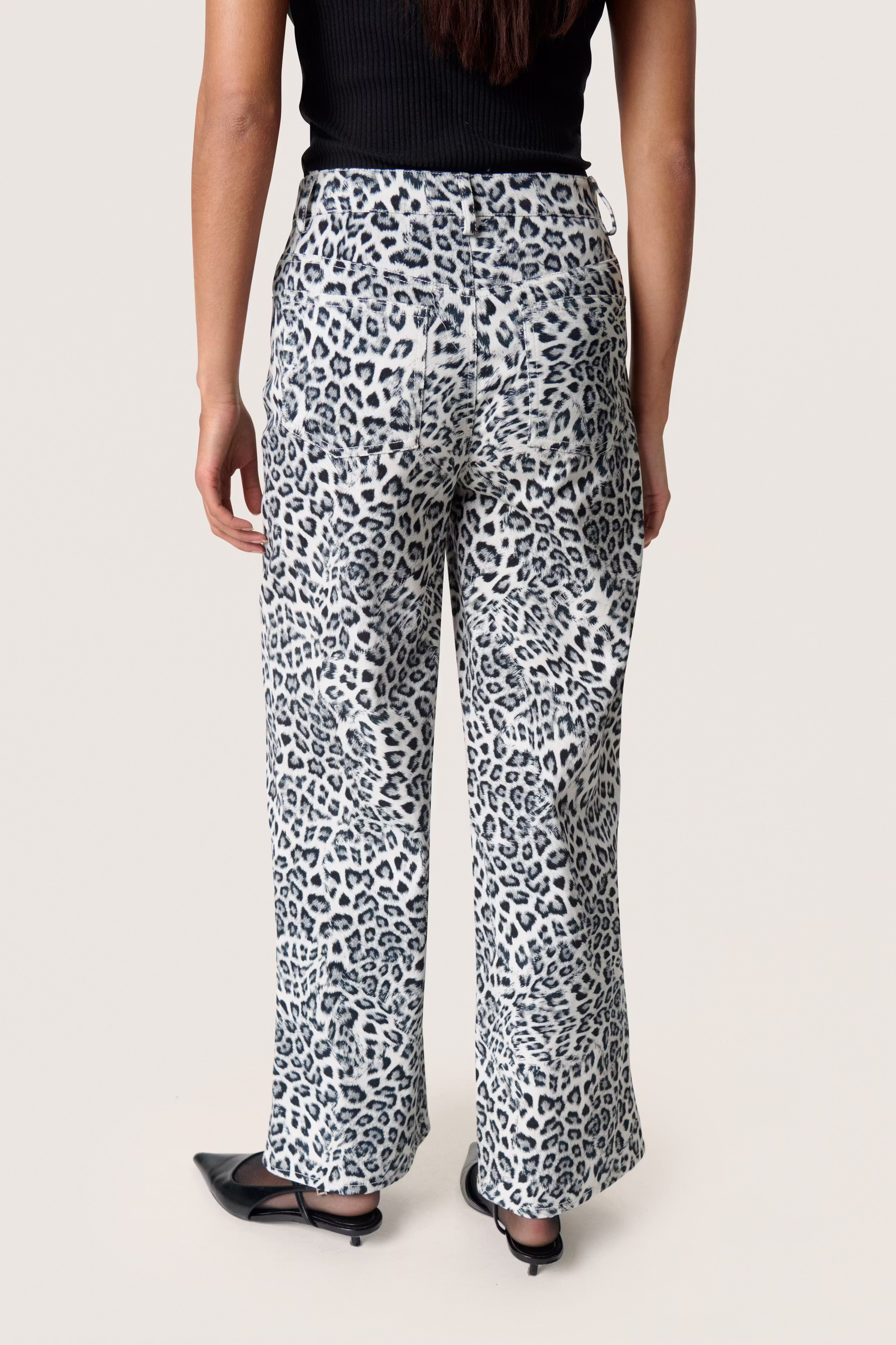 SLSandja Jeans LOOKBOOK BACK 30408332-304331