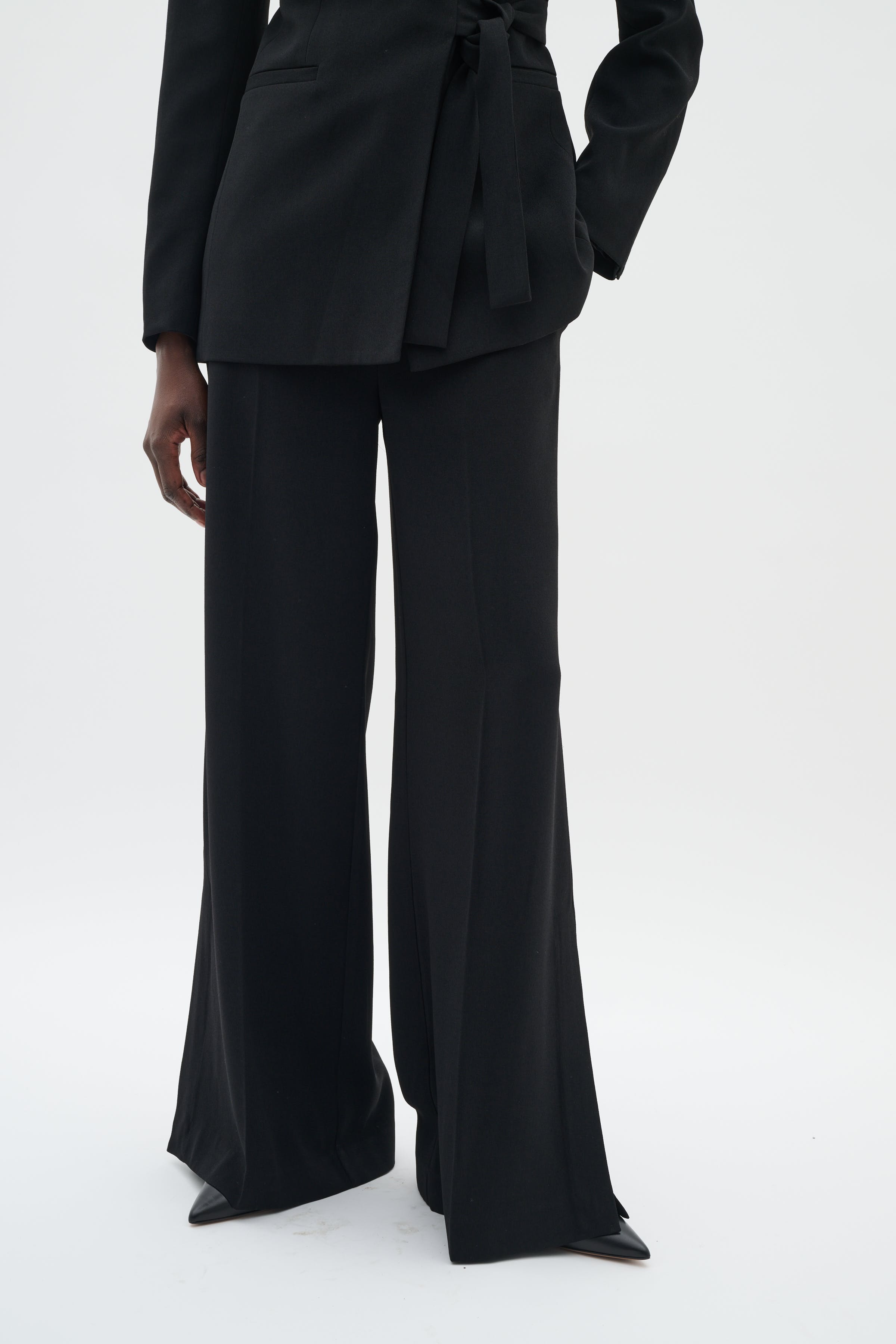 BriezIW Trousers LOOKBOOK FRONT 30110962-194008