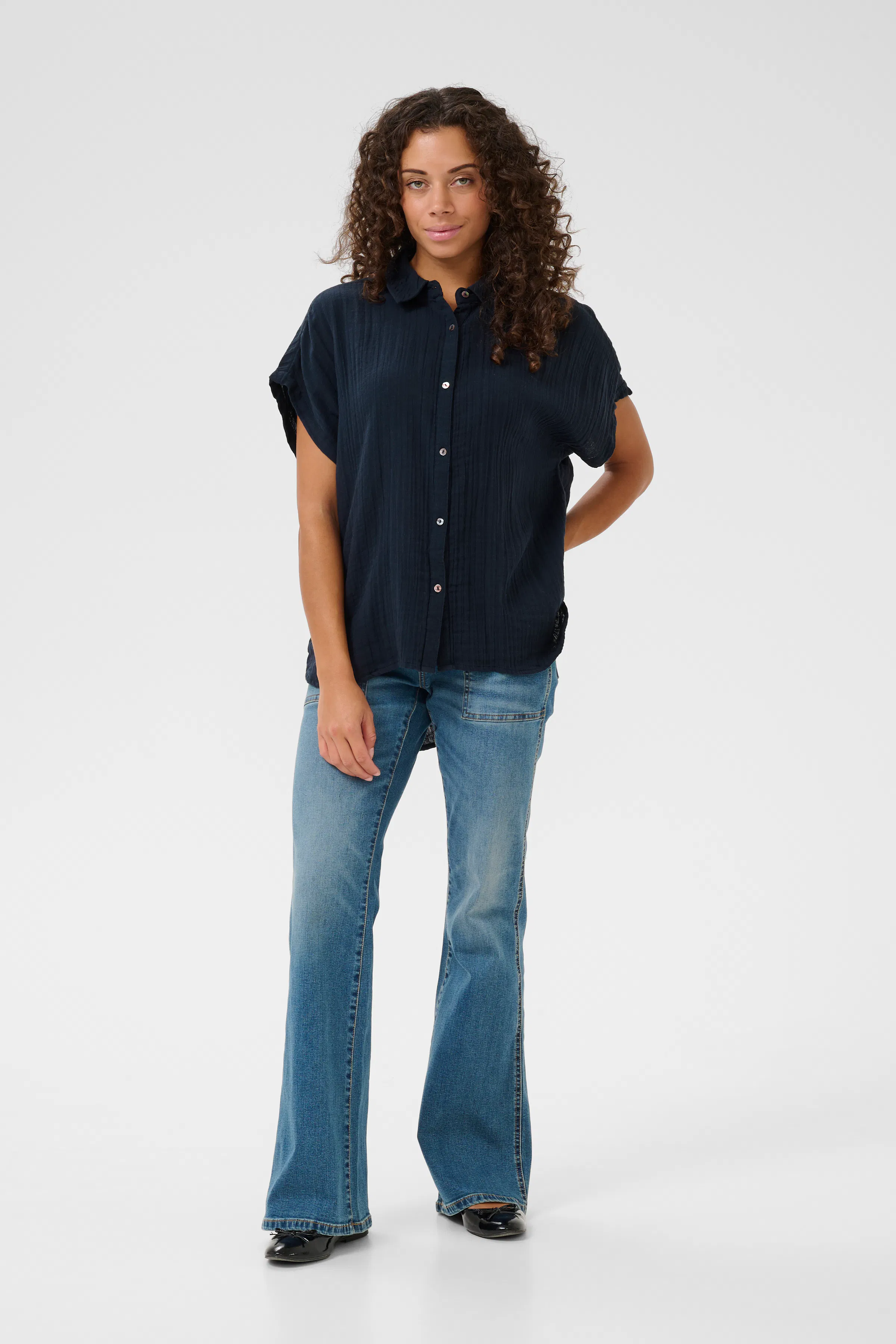 CUmyra Skjorte LOOKBOOK FRONT 50111558-194011