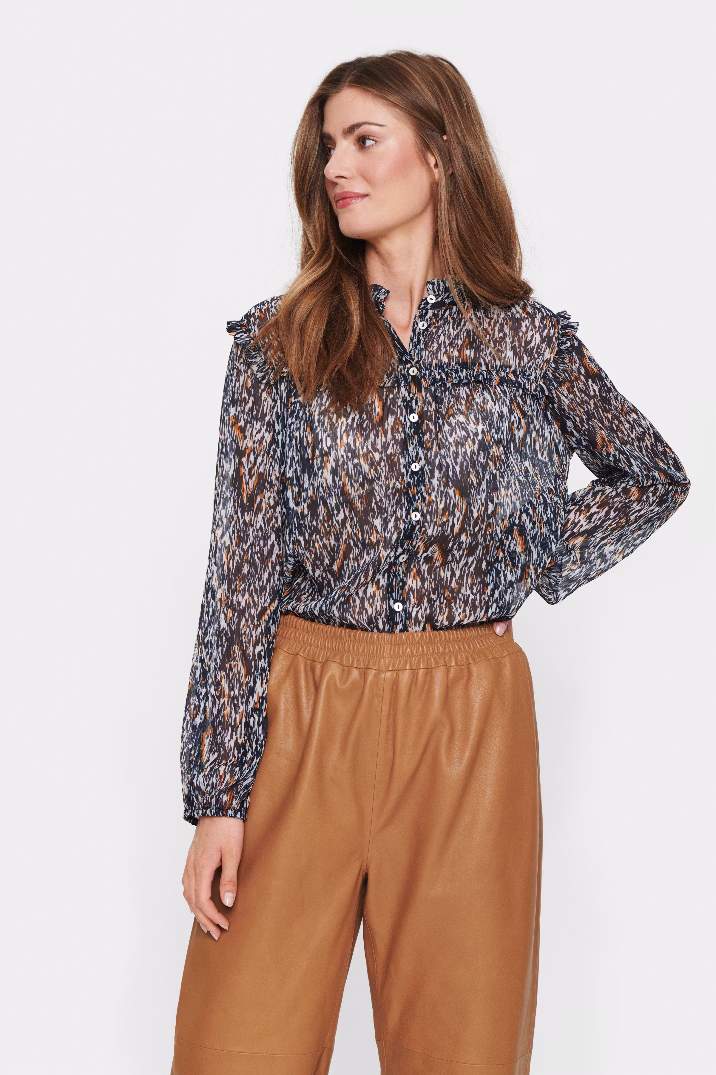 PresleySZ Skjorte LOOKBOOK FRONT 30512165-600394