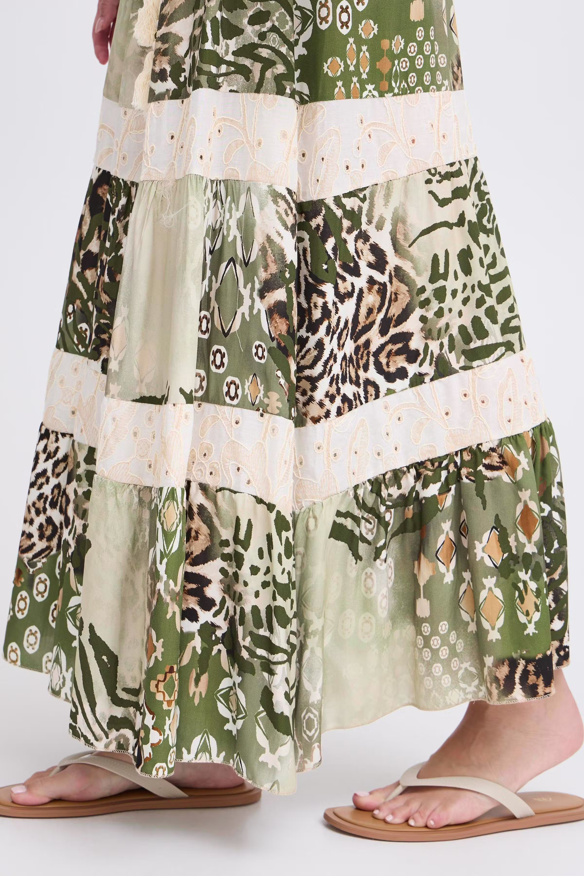 SBALONA Skjørt LOOKBOOK DETAIL 22100998-180515