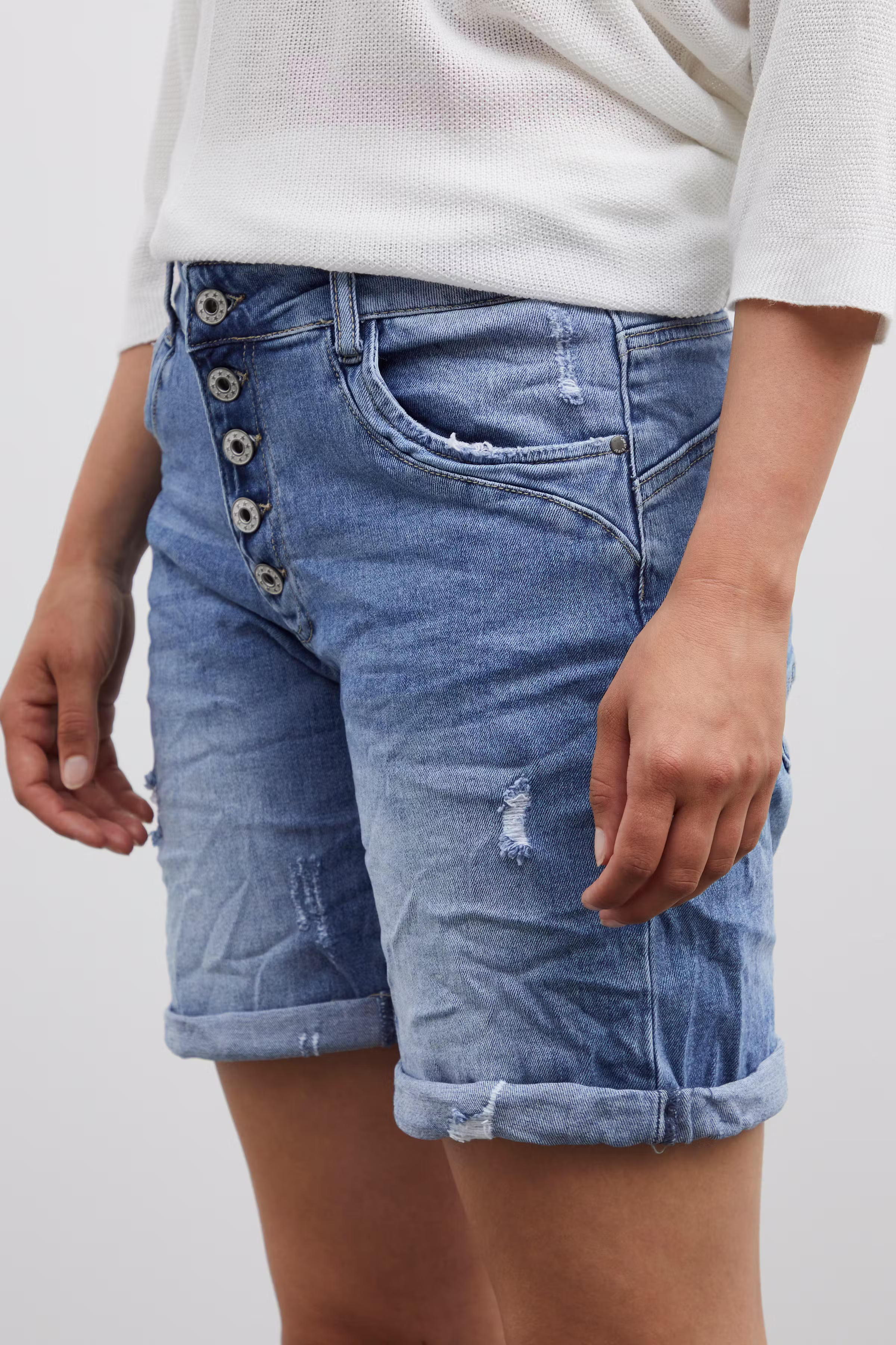 SBCOLTA Shorts LOOKBOOK DETAIL 22100255-203128