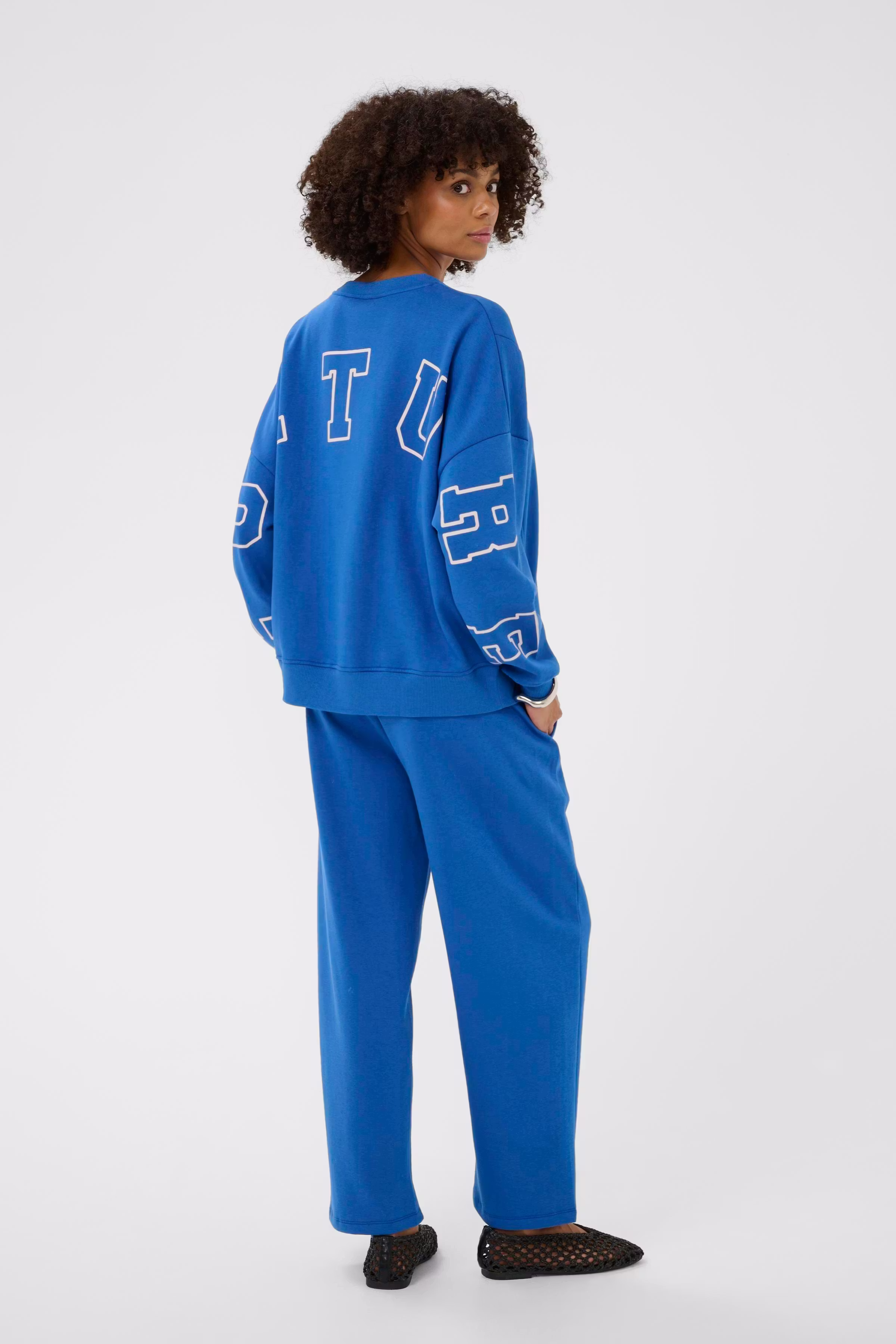 CUangela Sweatshirt LOOKBOOK BACK 50112921-194050