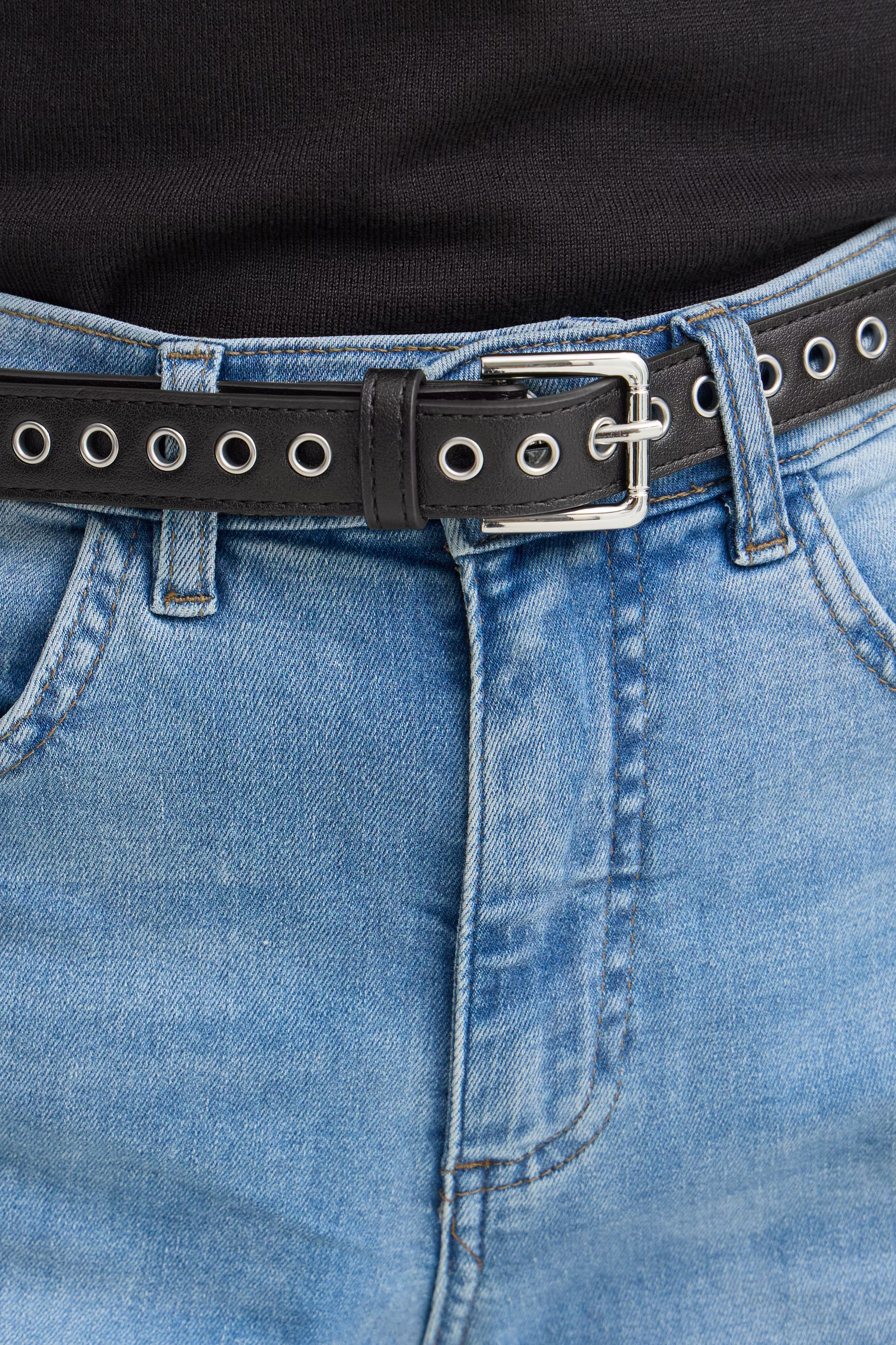 IALFRIDA Gürtel LOOKBOOK FRONT 20125308-194008