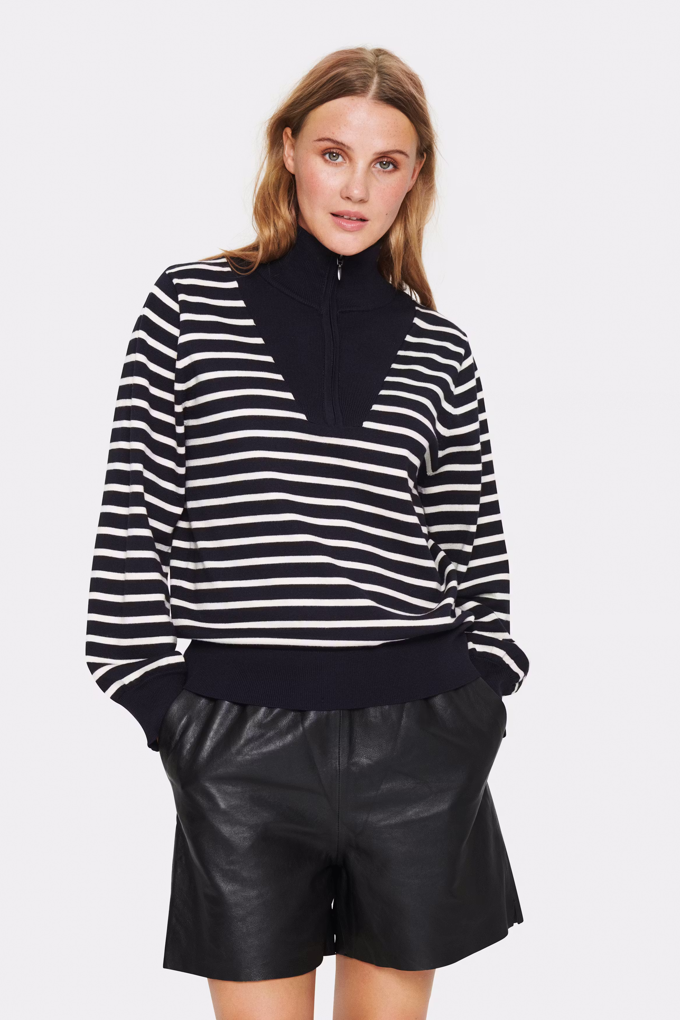 OdithaSZ Pullover LOOKBOOK FRONT 30512617-193924