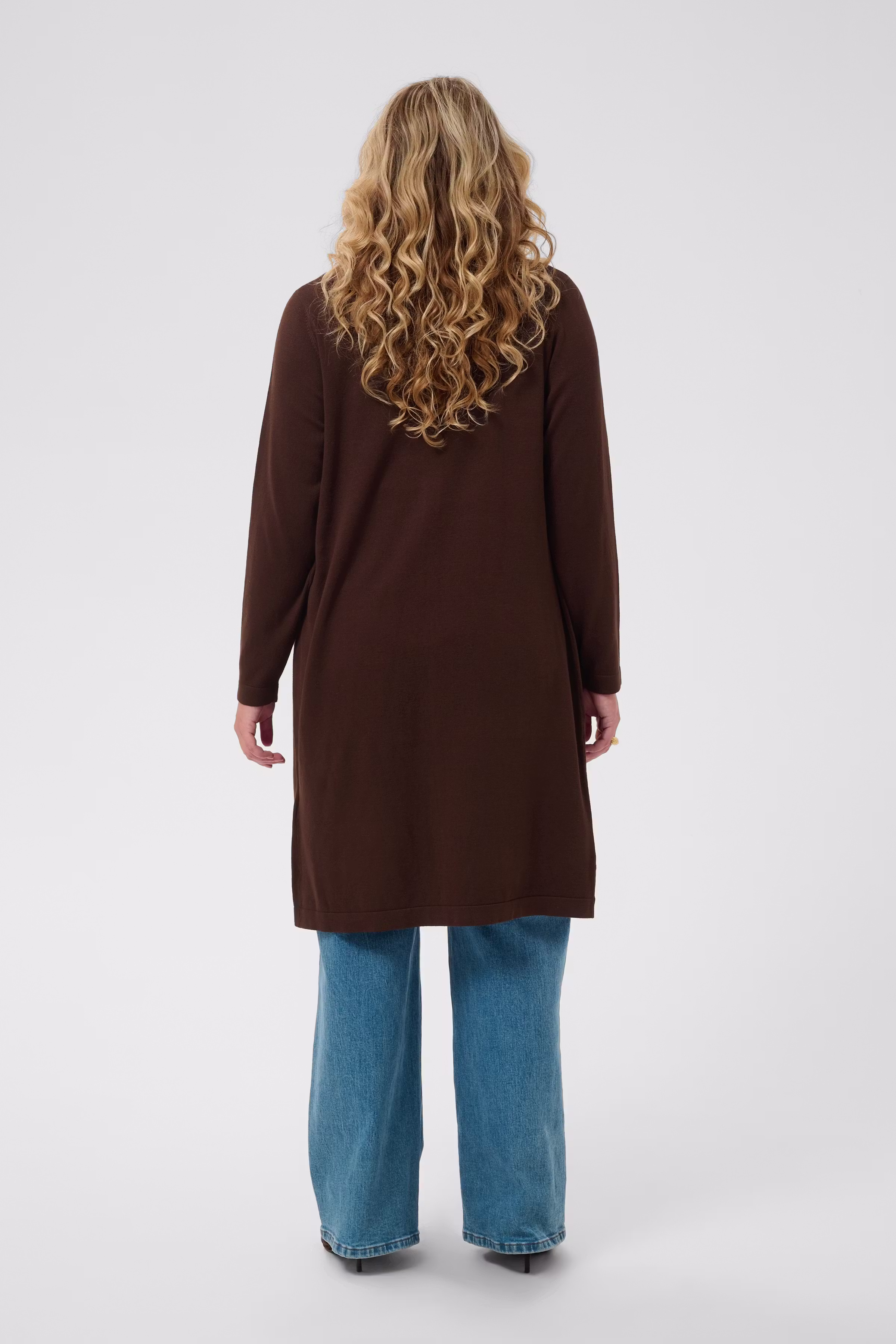 KCfarsia Cardigan LOOKBOOK BACK 10584458-190915