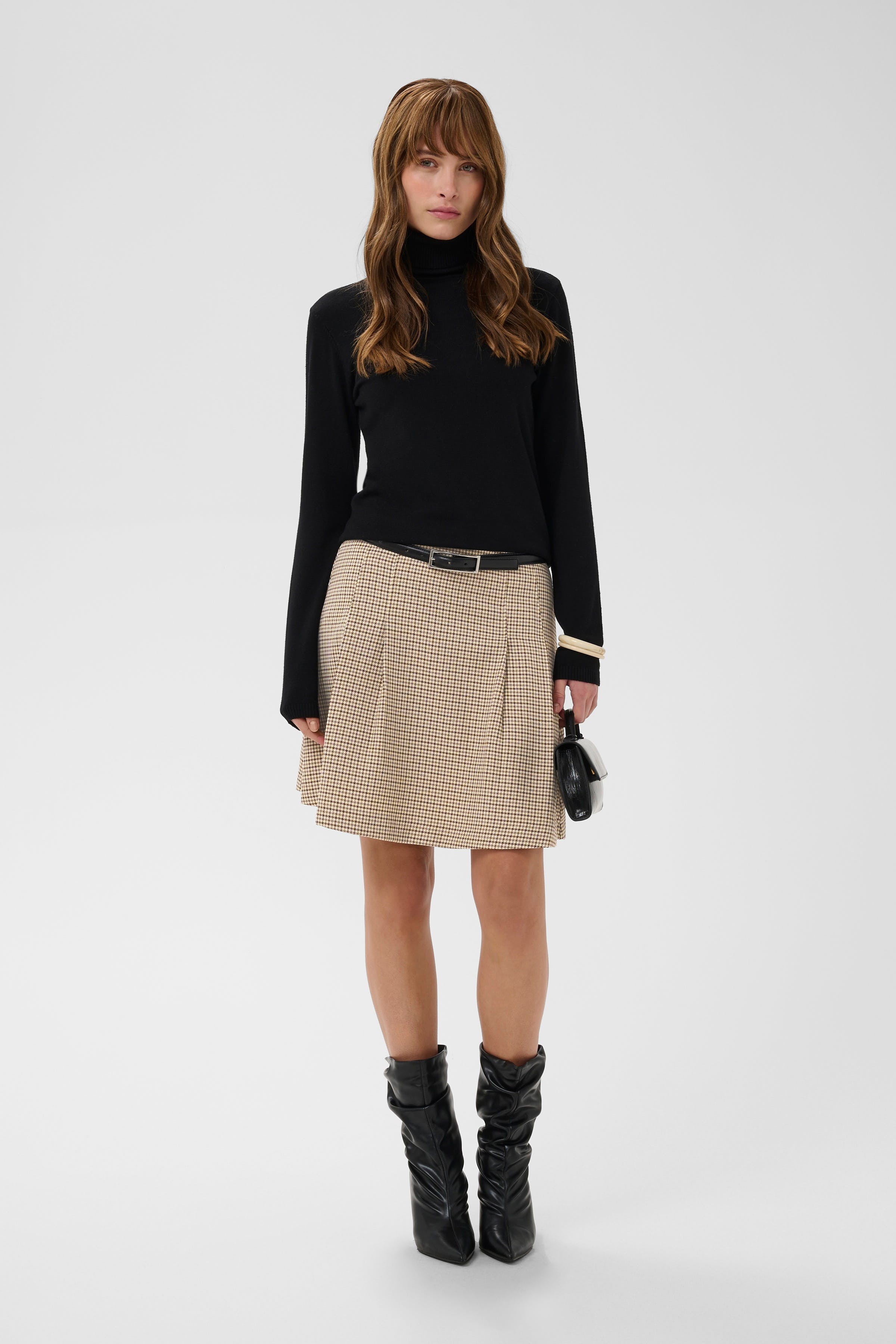 CUastra Skirt LOOKBOOK FRONT 50109878-161212