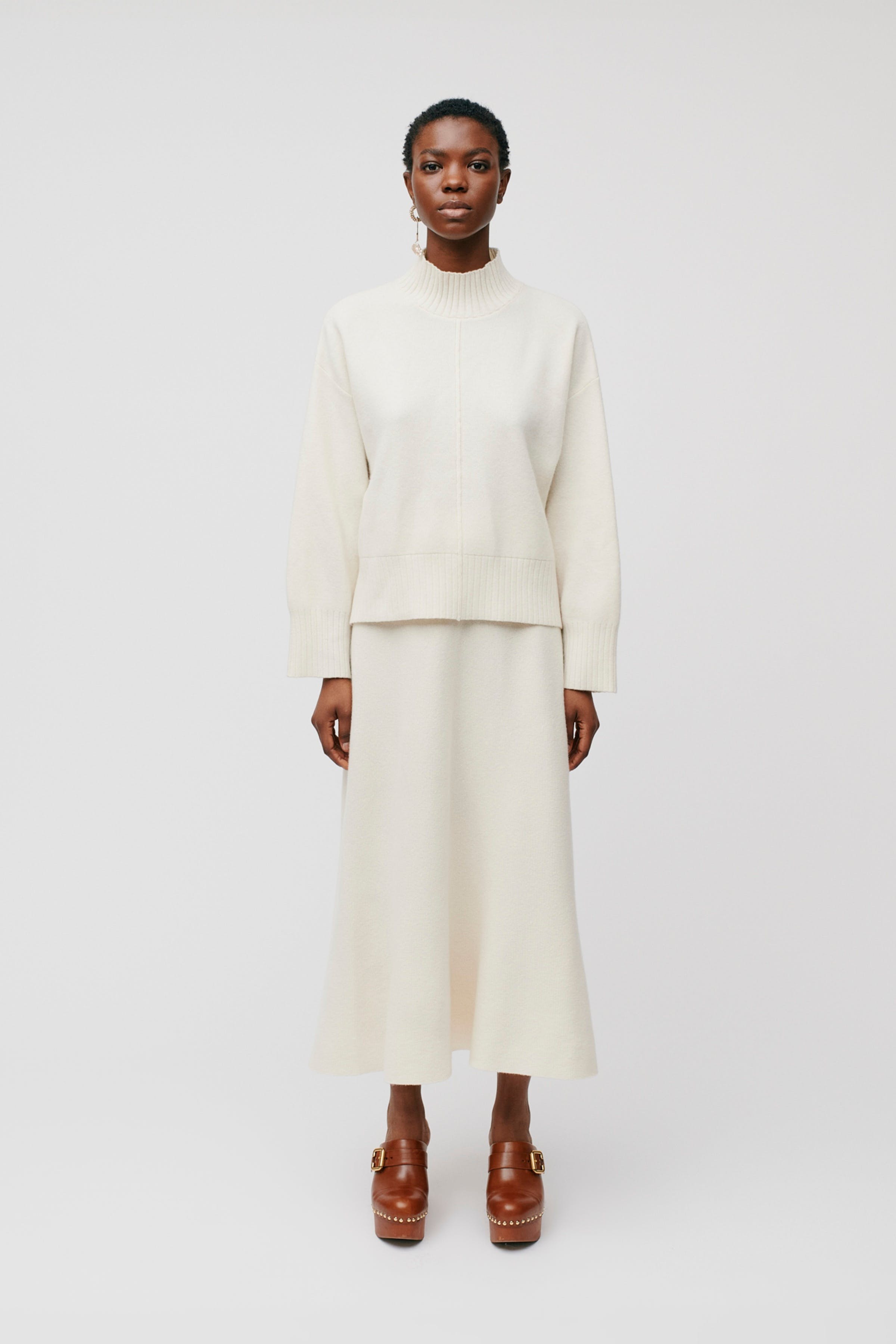 KAIA Rock LOOKBOOK FRONT 30600380-WH020