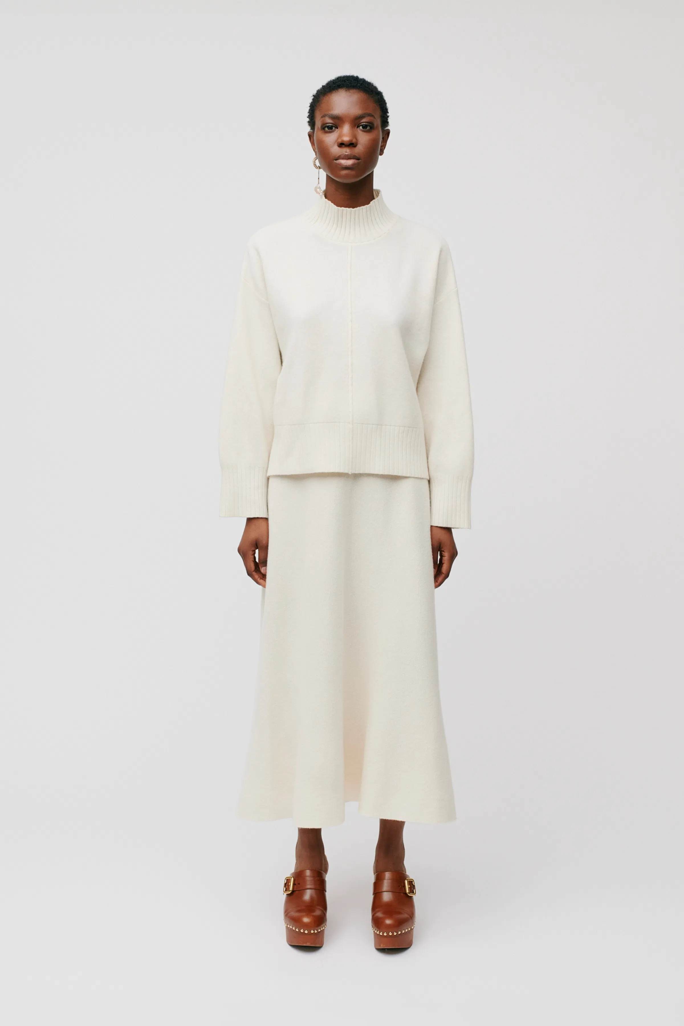 KAIA Rock LOOKBOOK FRONT 30600380-WH020