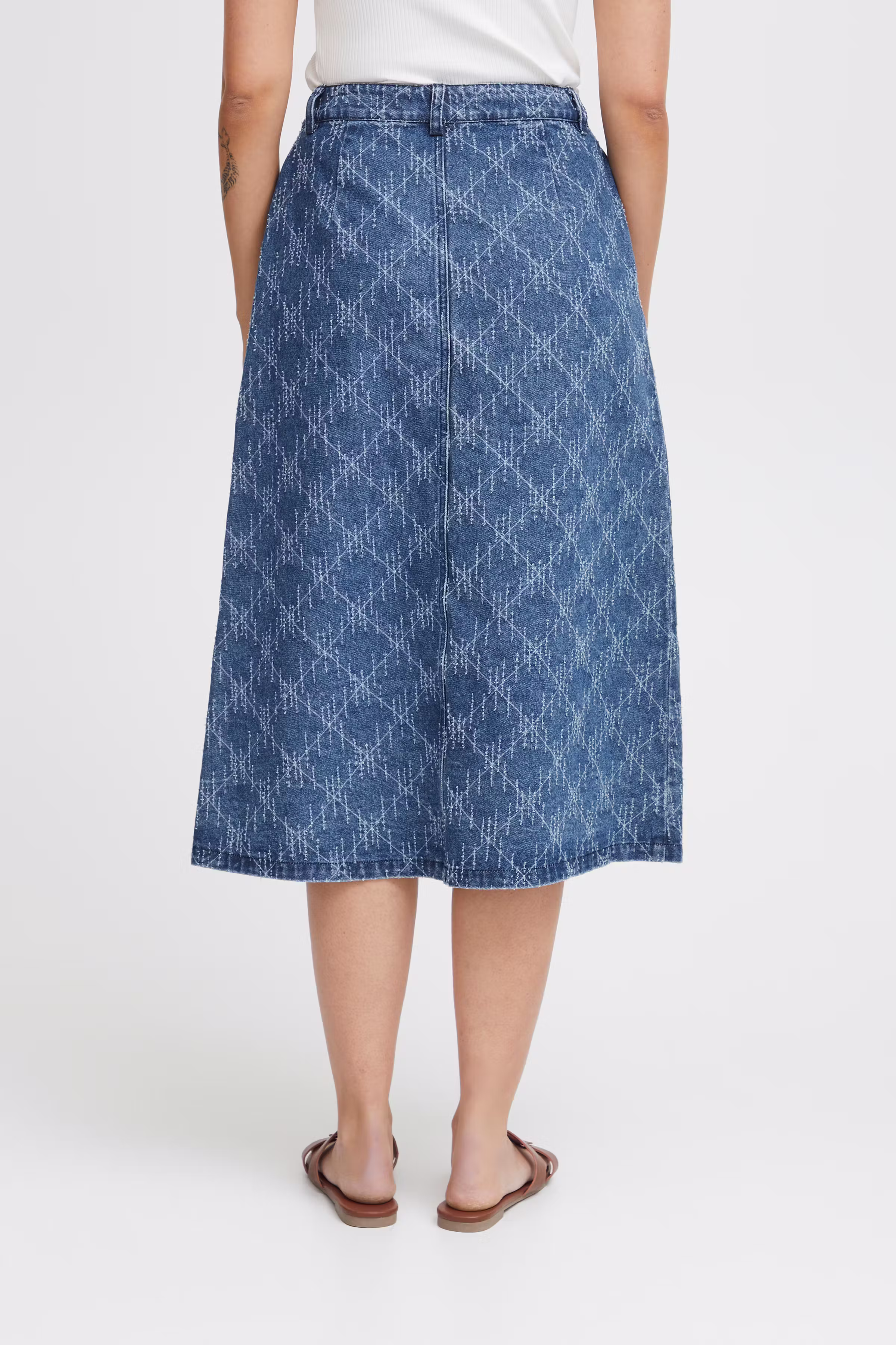 IHASKI Rok LOOKBOOK BACK 20120407-200339