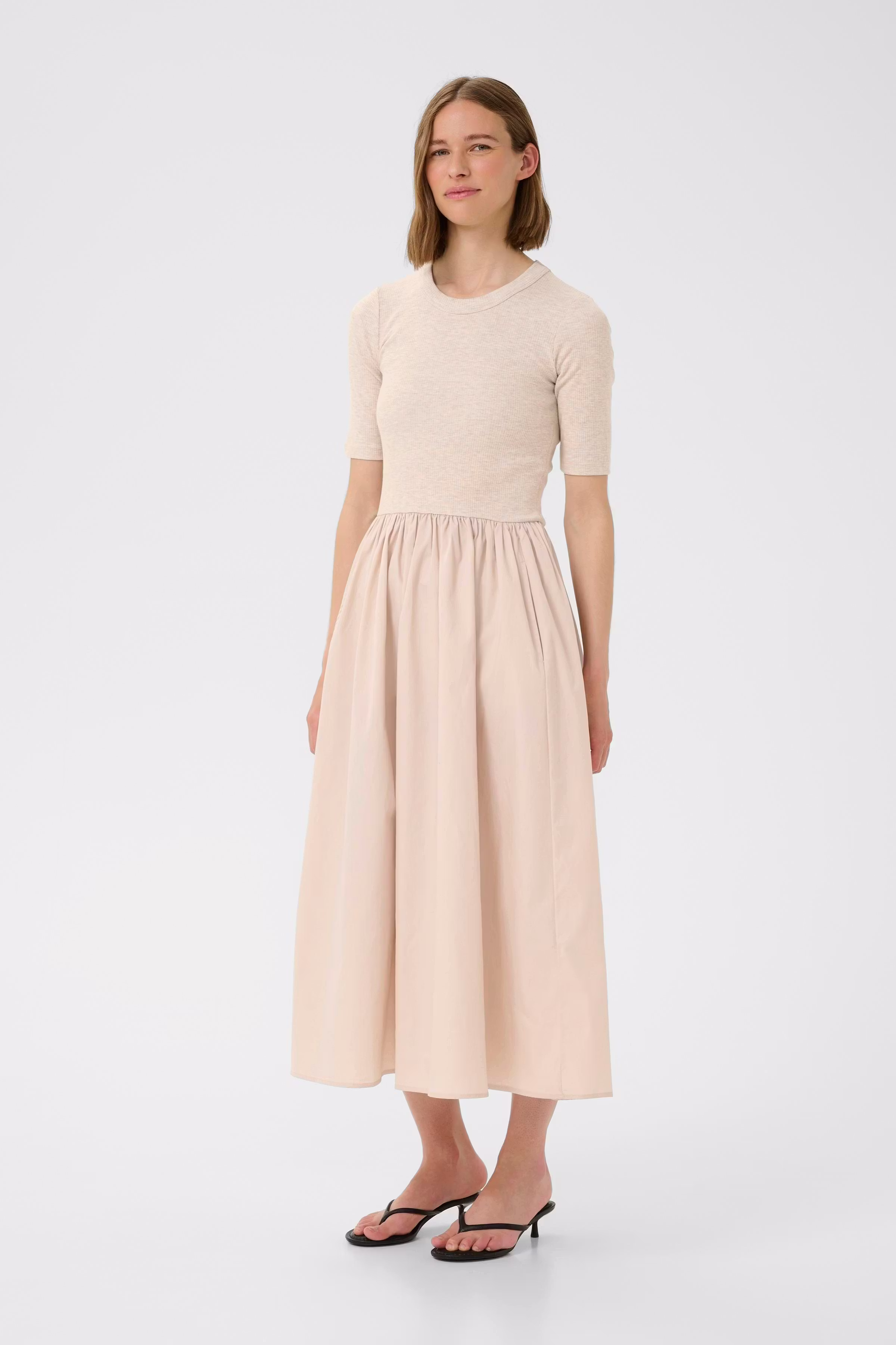 DagnamaIW Dress LOOKBOOK FRONT 30109850-300597