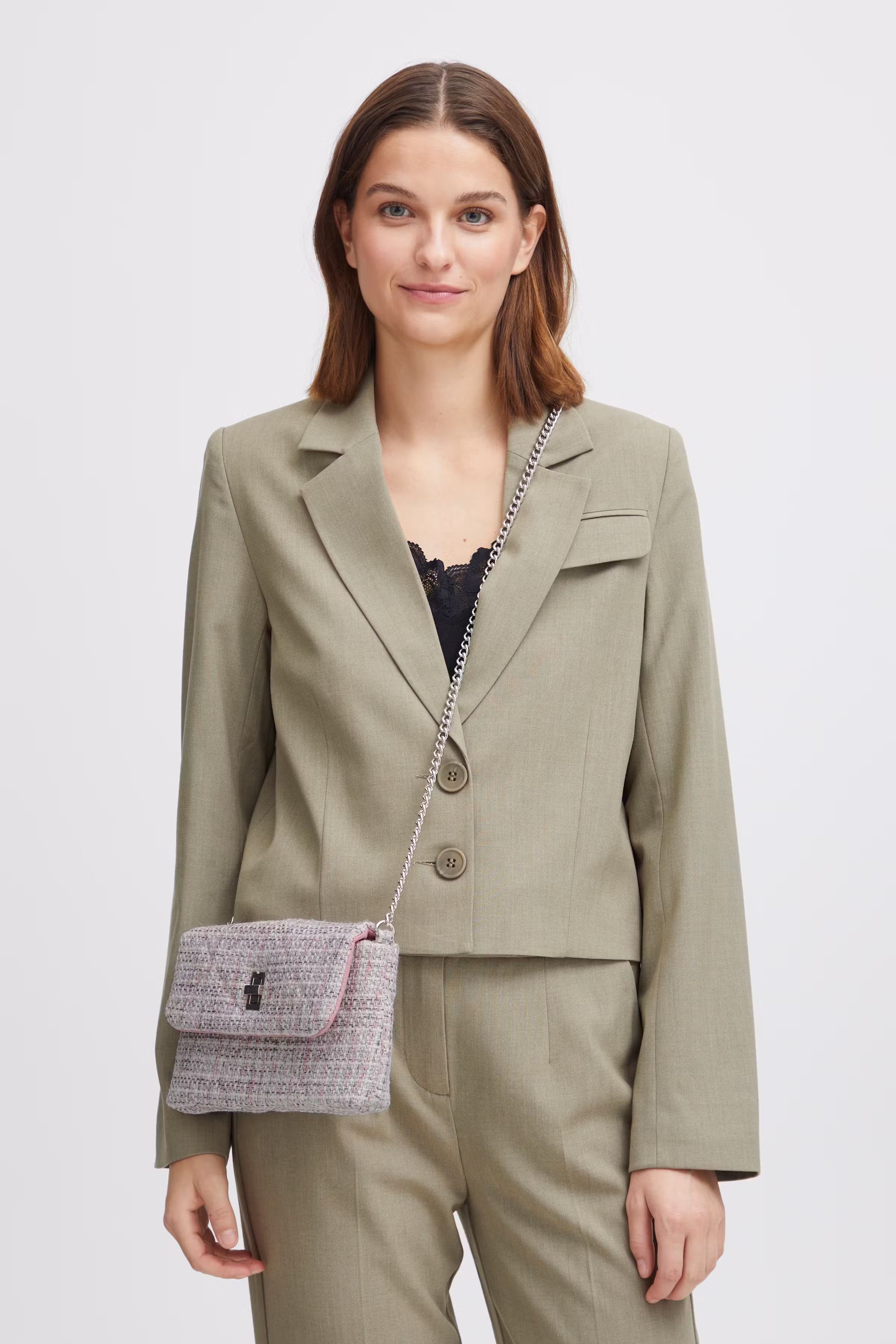 BAWAFFE Pose LOOKBOOK FRONT 20814811-202671