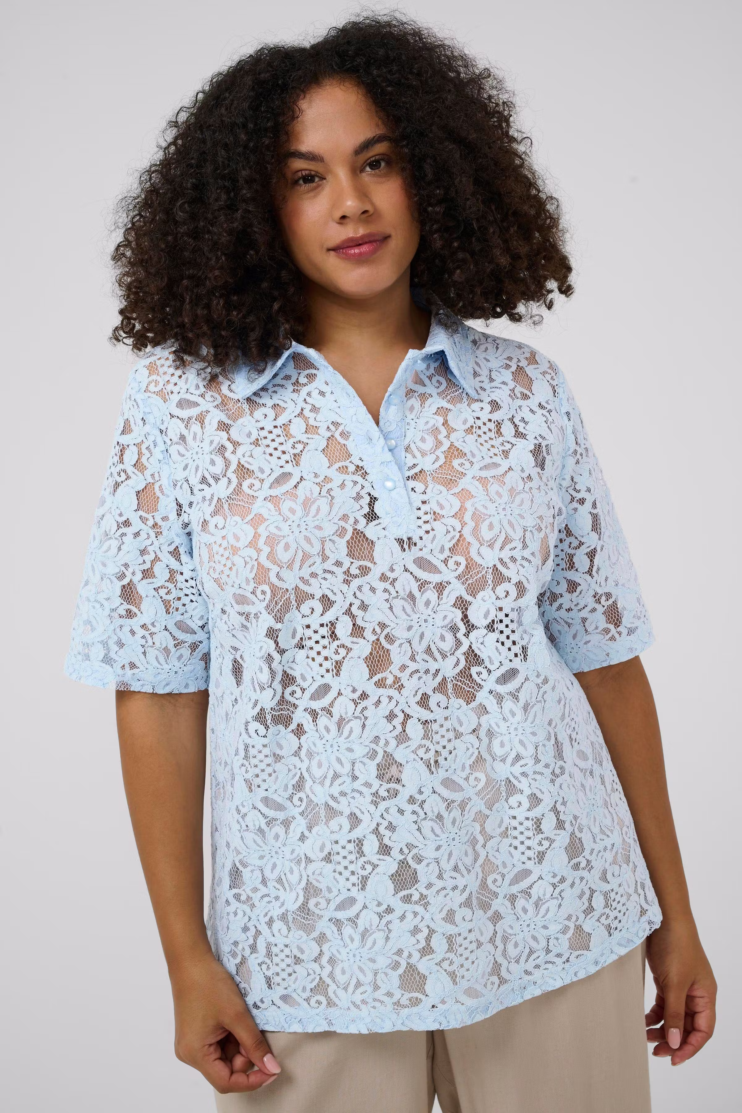 KClucy Bluse LOOKBOOK DETAIL 10584044-144005