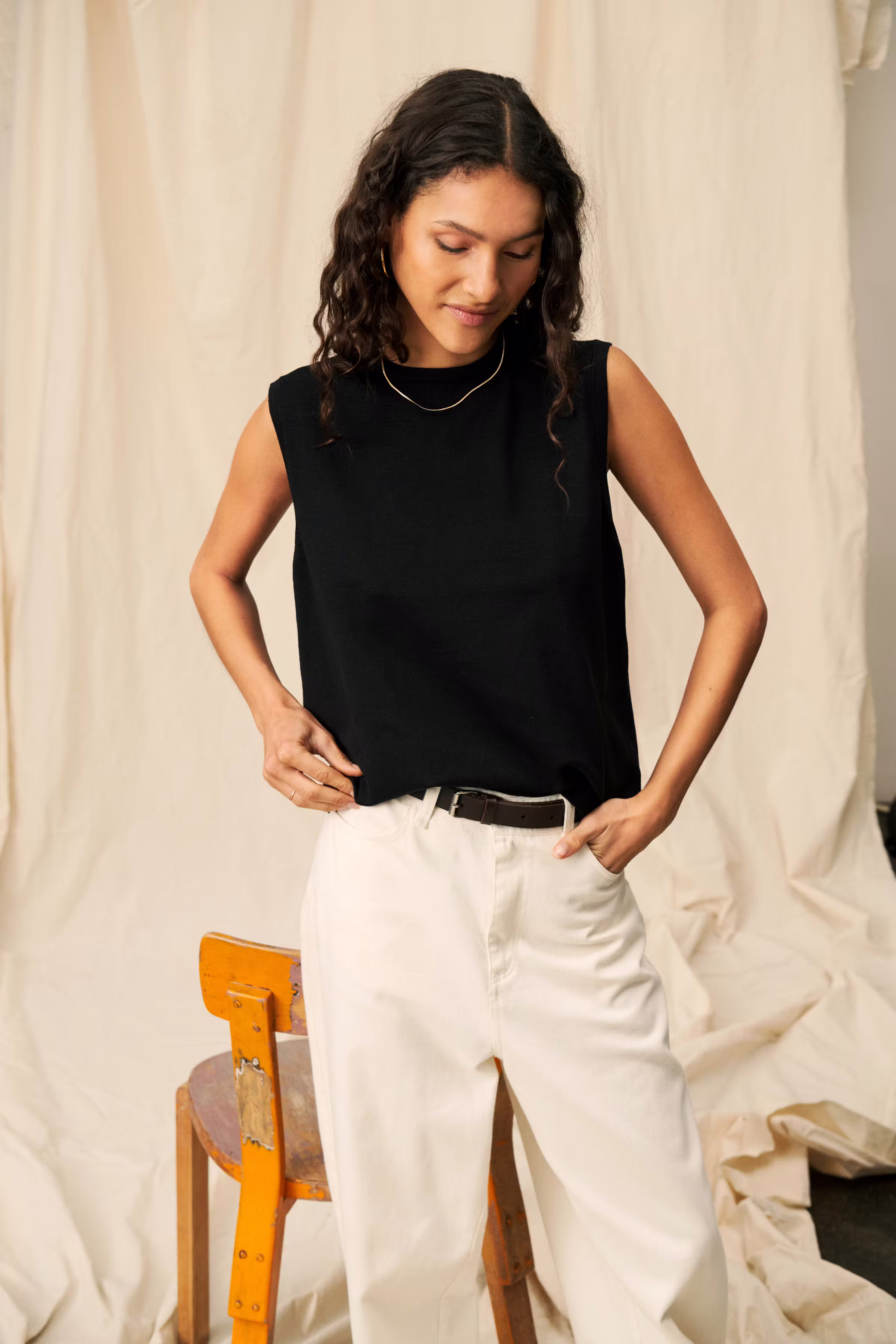 MilaSZ Vest LOCATION NONE 30511506-193911