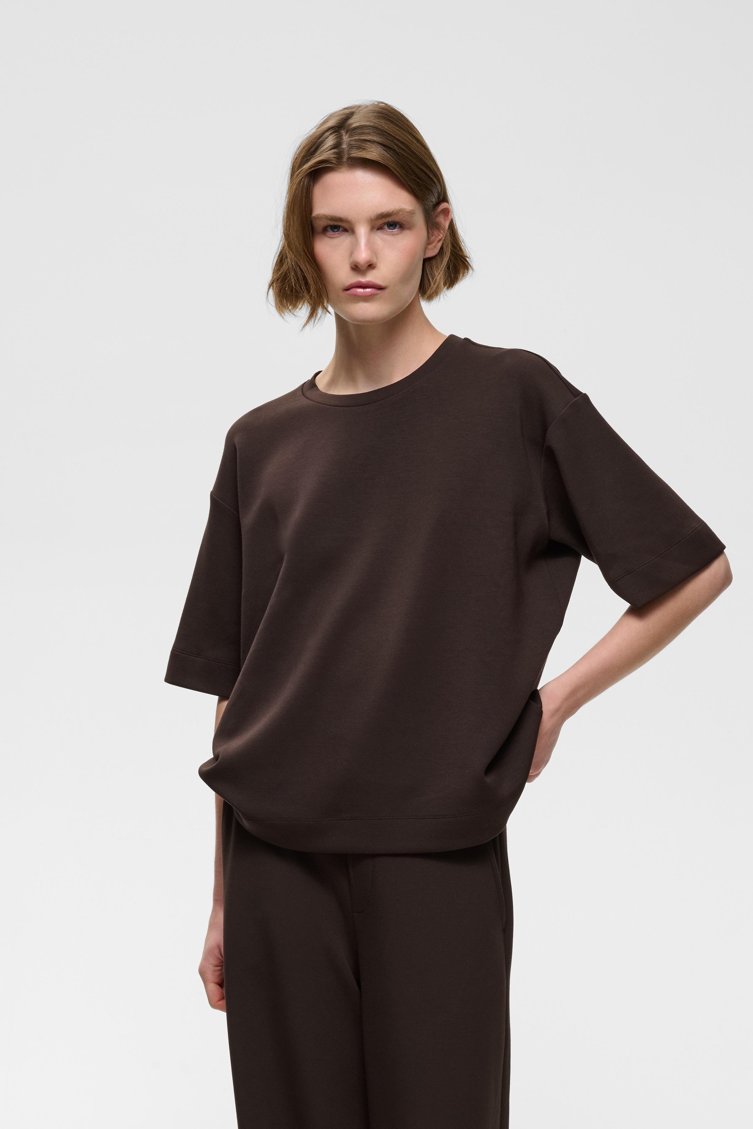 PannieIW Oversize T-shirt LOOKBOOK FRONT 30109225-191109