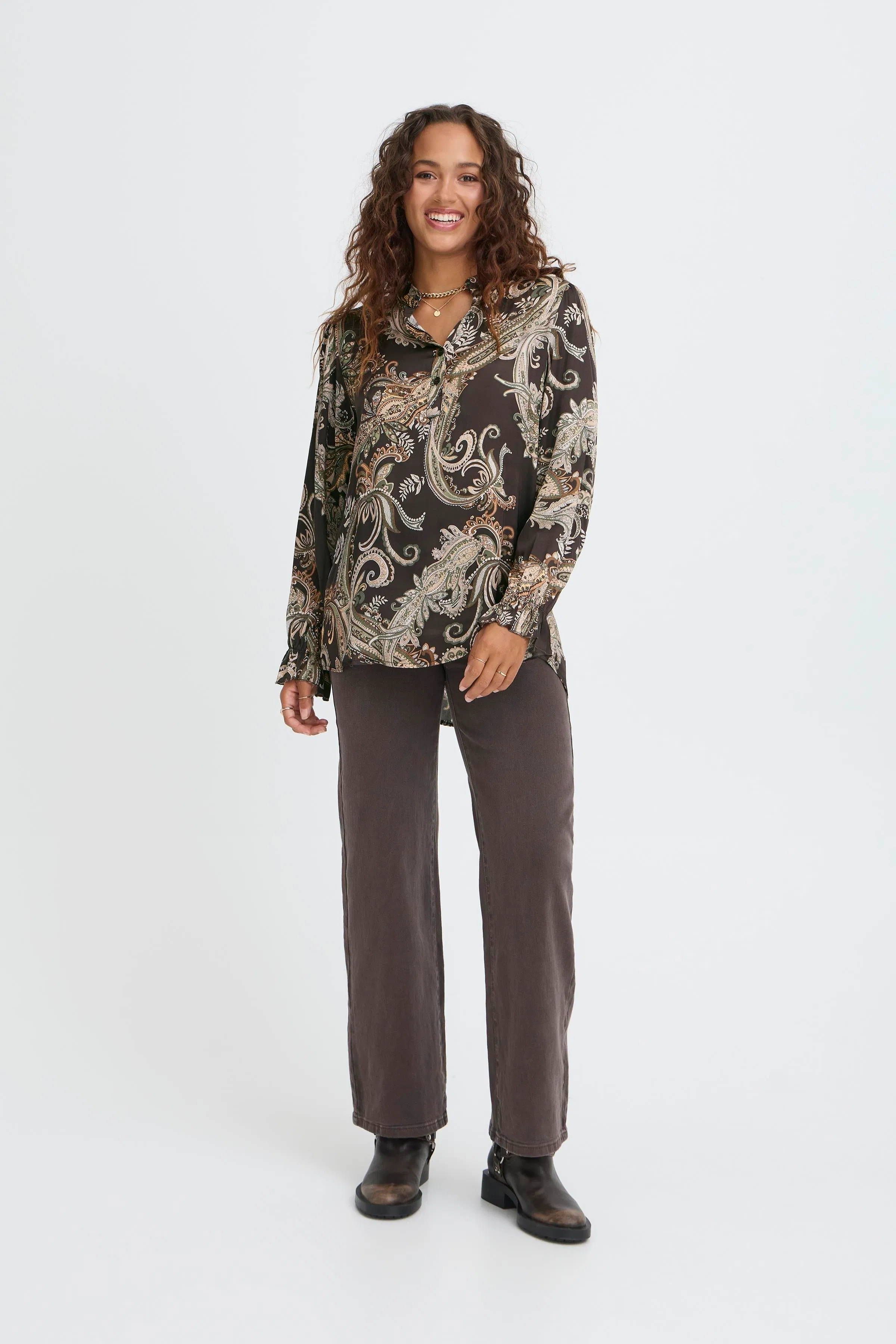SBOLIVIA Bluse LOOKBOOK FRONT 22101103-191109