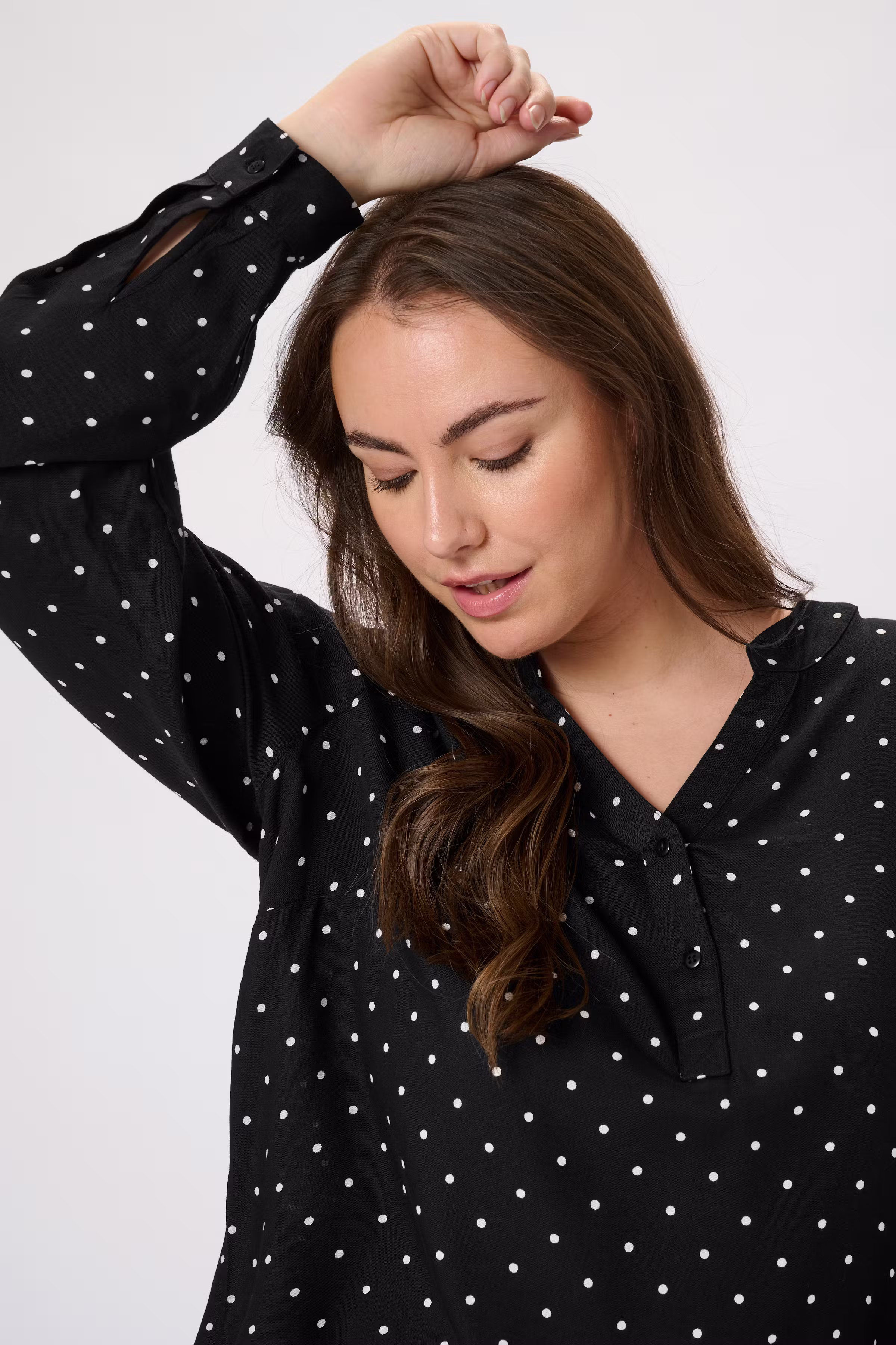 KCjoy Bluse LOOKBOOK DETAIL 10581192-100207