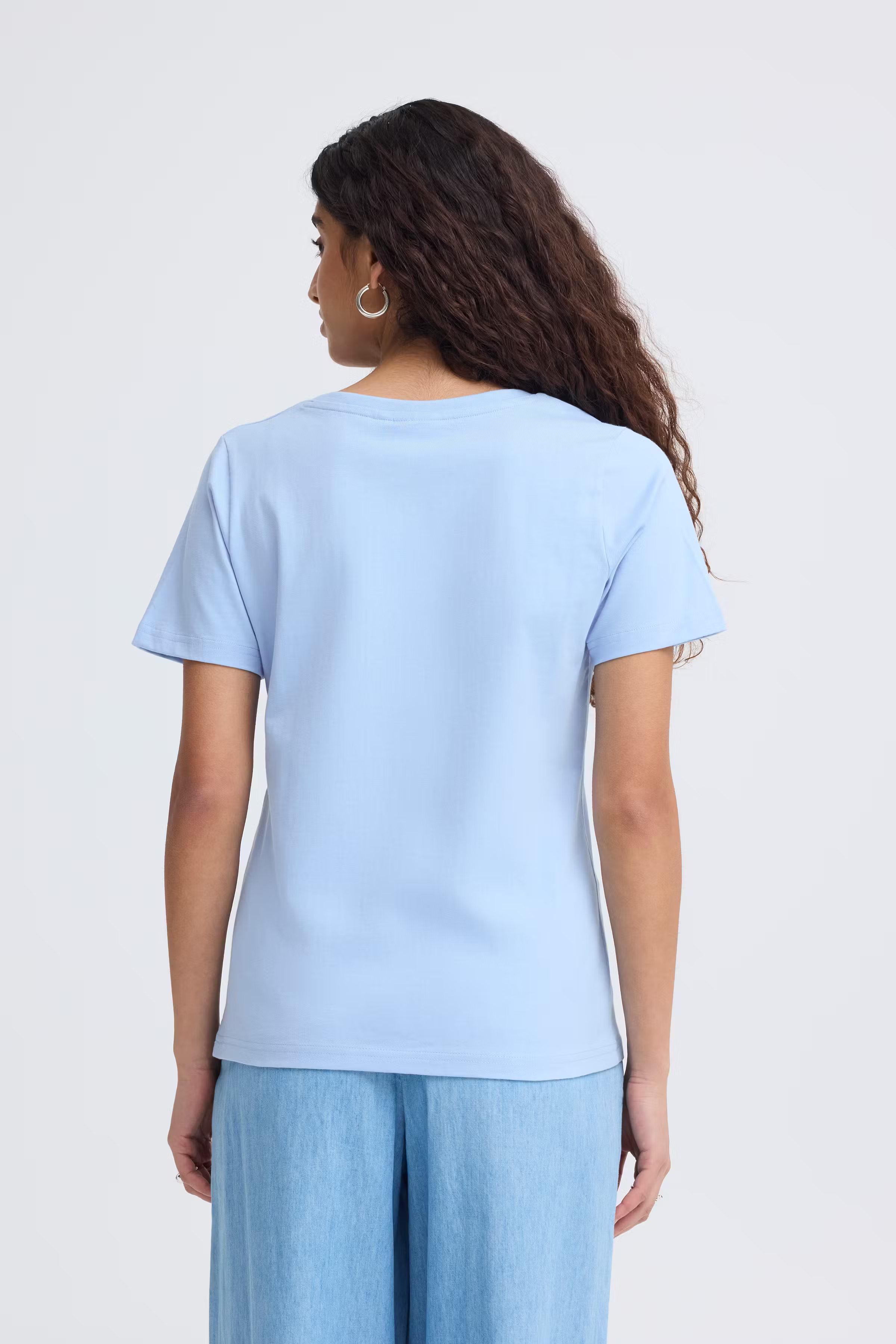 IHPALMER V-neck T-shirt LOOKBOOK BACK 20120348-144214