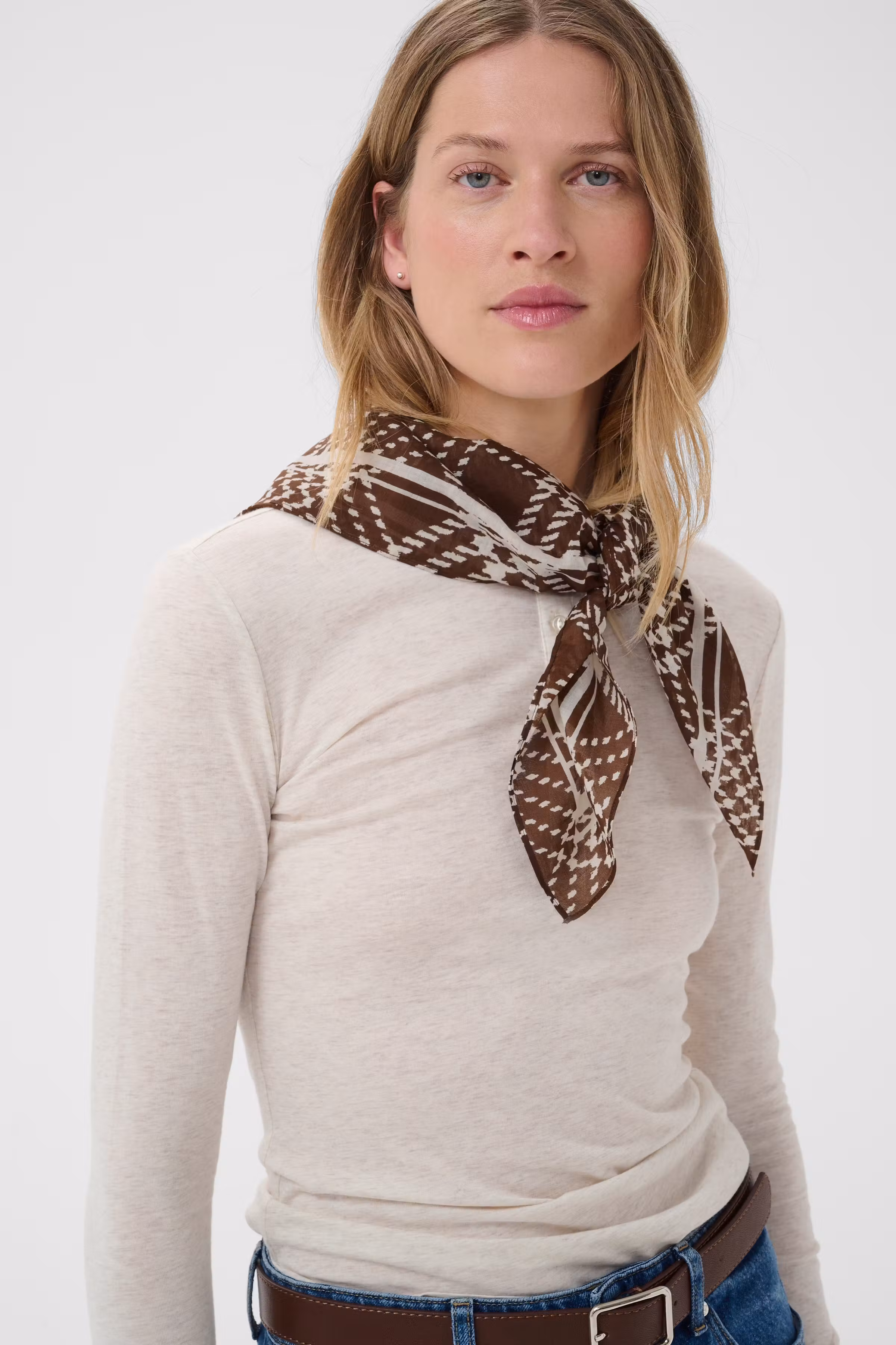 PhiPW Sjaal LOOKBOOK DETAIL 30309304-305302