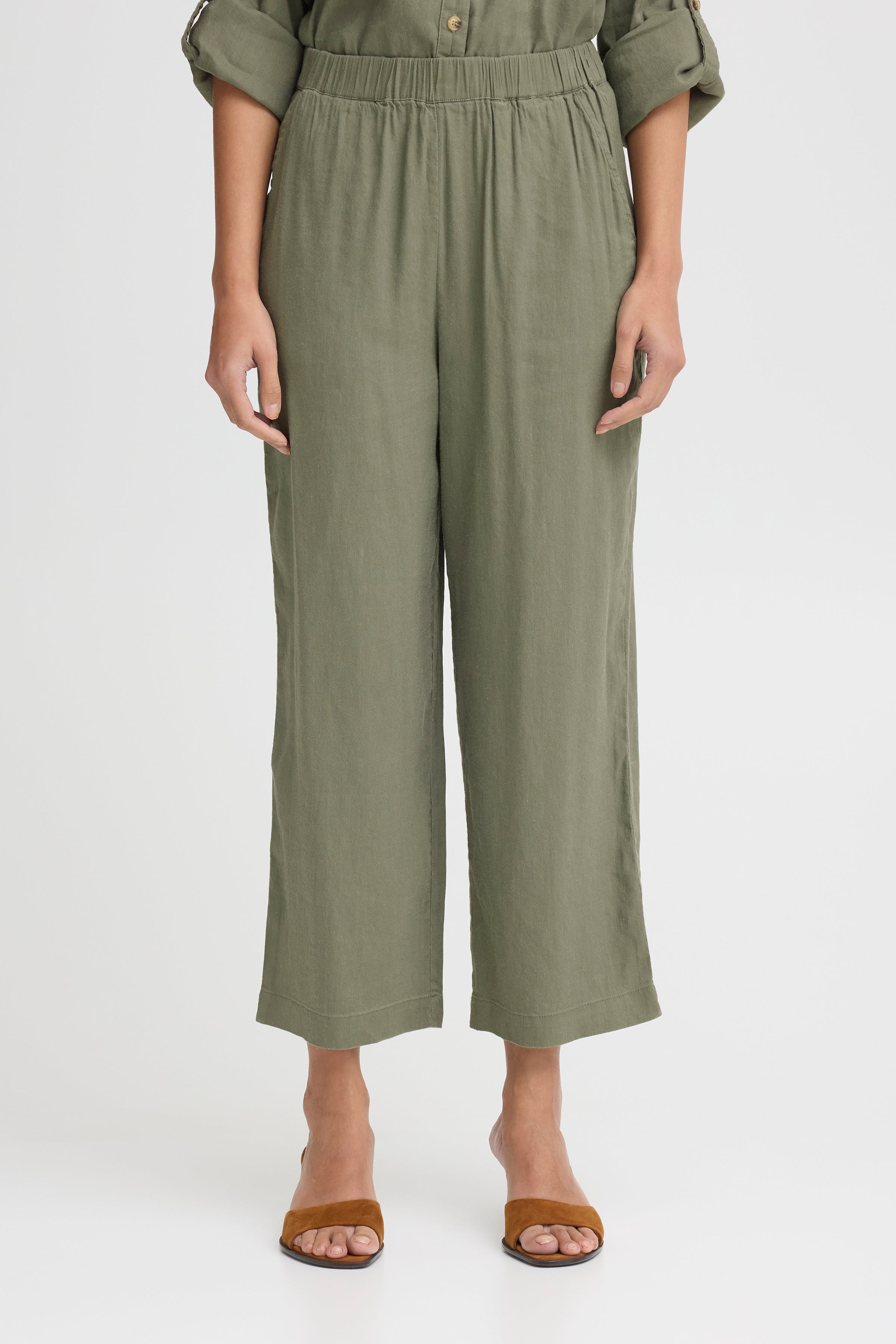 PZLUCA Bukser LOOKBOOK FRONT 50210435-180312