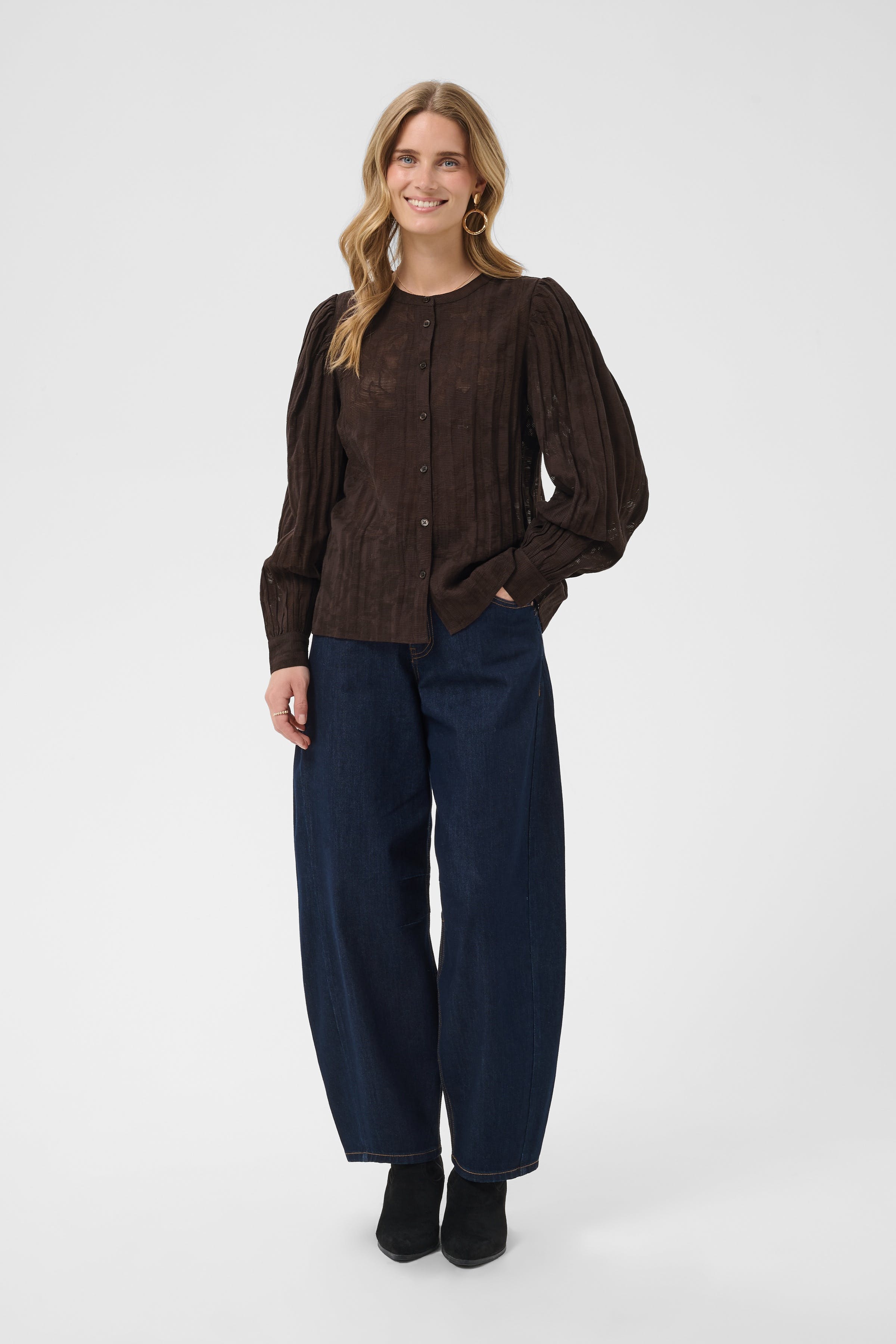 CRCrissie Blouse LOOKBOOK FRONT 10615462-191016