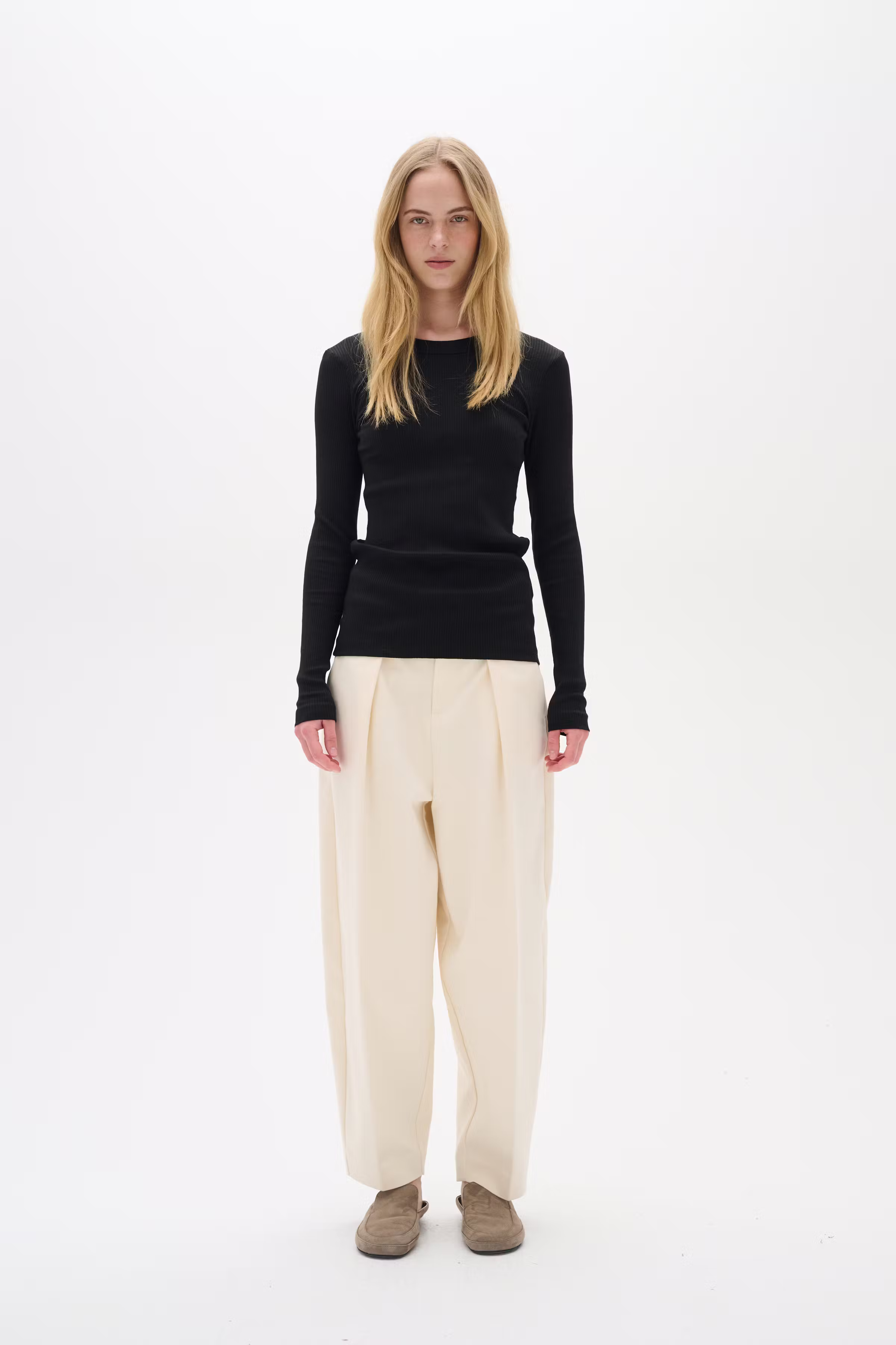 DagnaIW Long sleeved T-shirt LOOKBOOK FRONT 30106649-194008